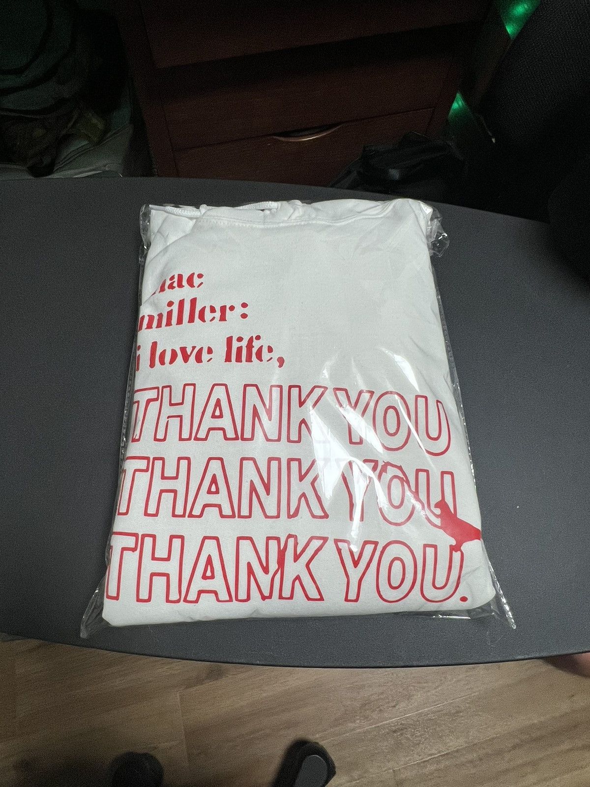 Band Tees × Mac Miller Mac Miller Hoodie white & red hoodie Sz XL Size US XL / EU 56 / 4 - 2 Thumbnail