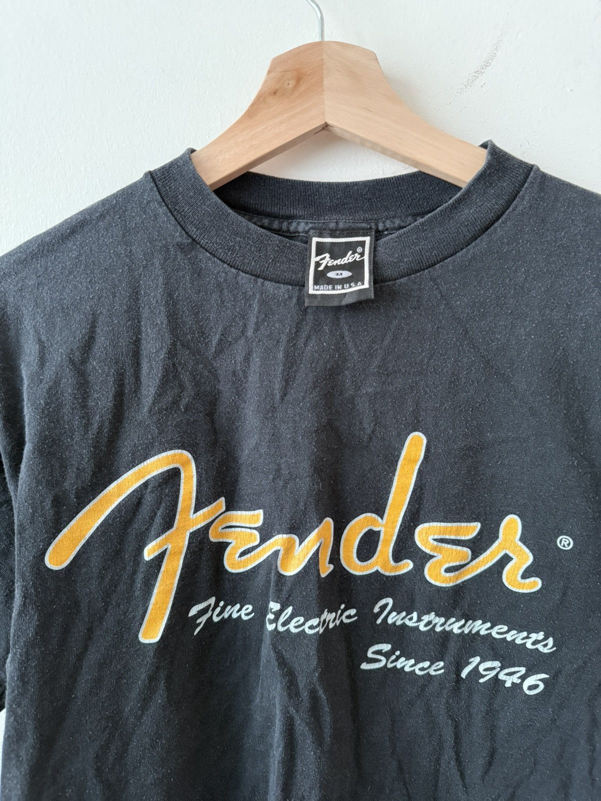 Vintage Vintage 90s Fender Electric Instruments T Shirt JOHN MAYER Size US M / EU 48-50 / 2 - 2 Thumbnail