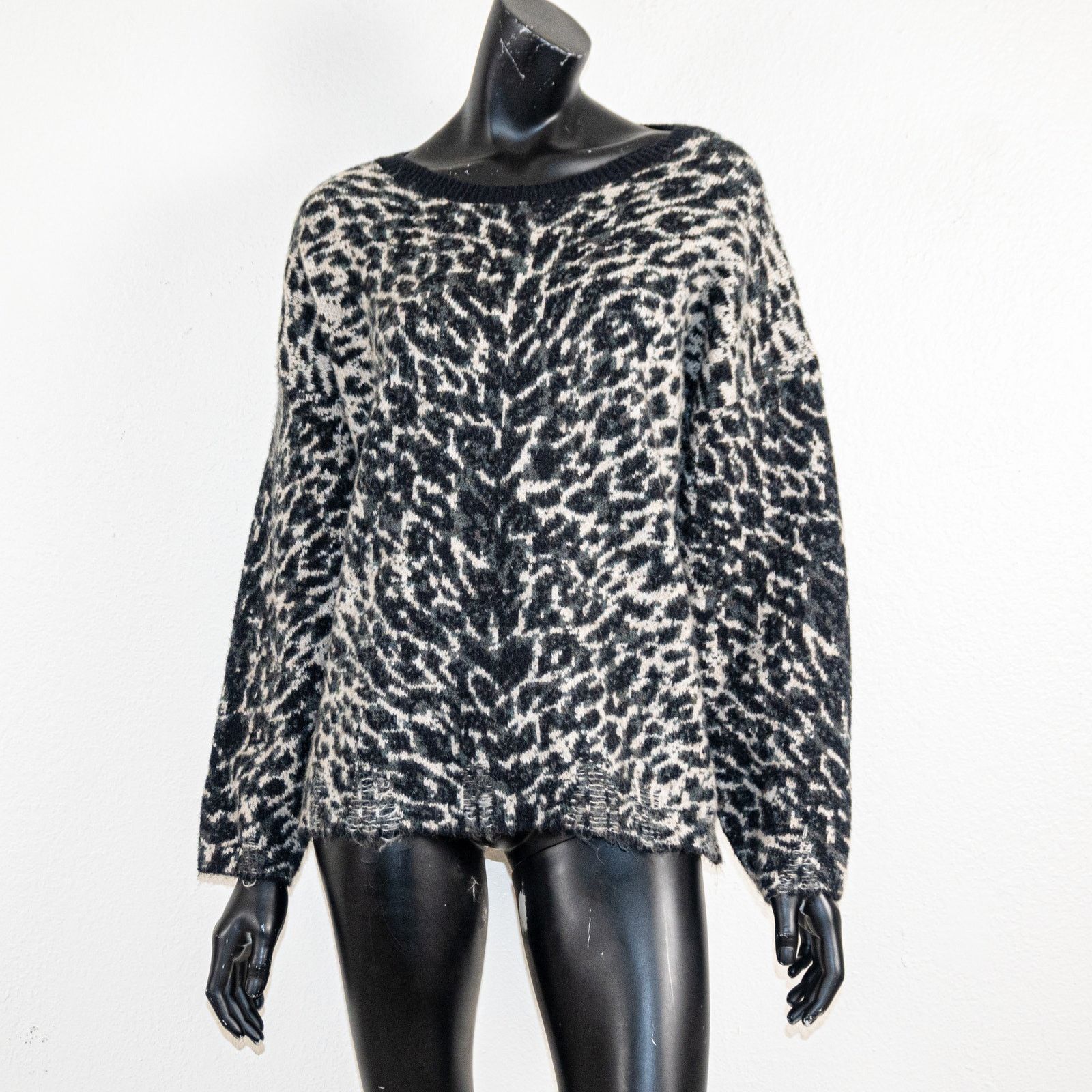 Other UK Other UK Rock n Roll Clothing Leopard Sweater distressed Size US M / EU 48-50 / 2 - 8 Thumbnail