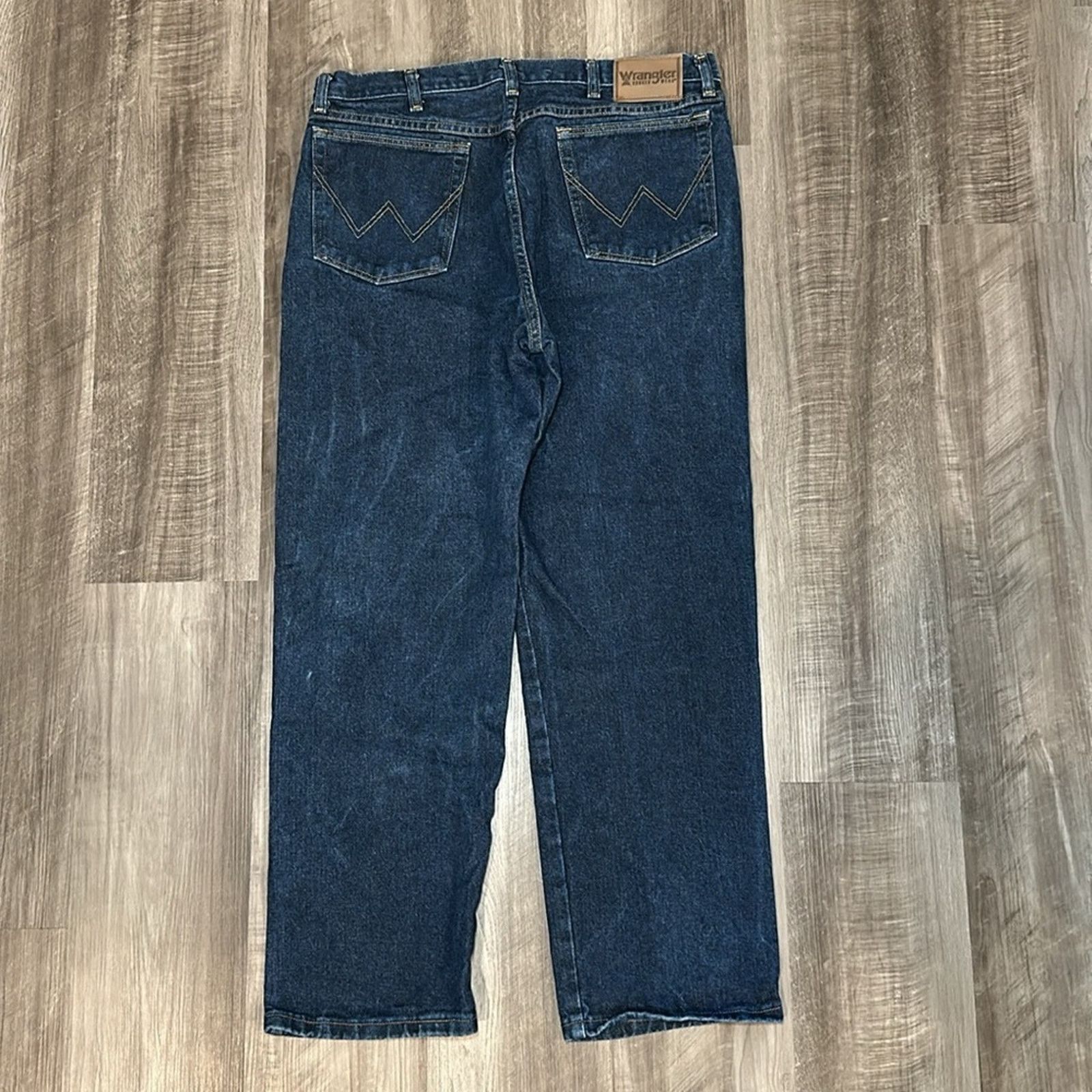 Wrangler Wrangler Rugged Relax Fit Jeans - 36x30 Size US 36 / EU 52 - 3 Thumbnail