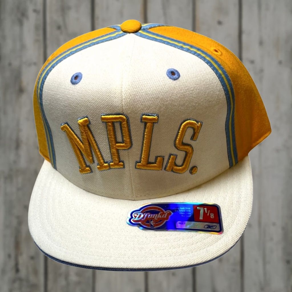Reebok VINTAGE Reebok Dfunk'd NBA Hardwood Classics Minneapolis Lakers Hat Mens 7 1/8 Yellow White MPLS Fitted Cap Size ONE SIZE - 1 Thumbnail
