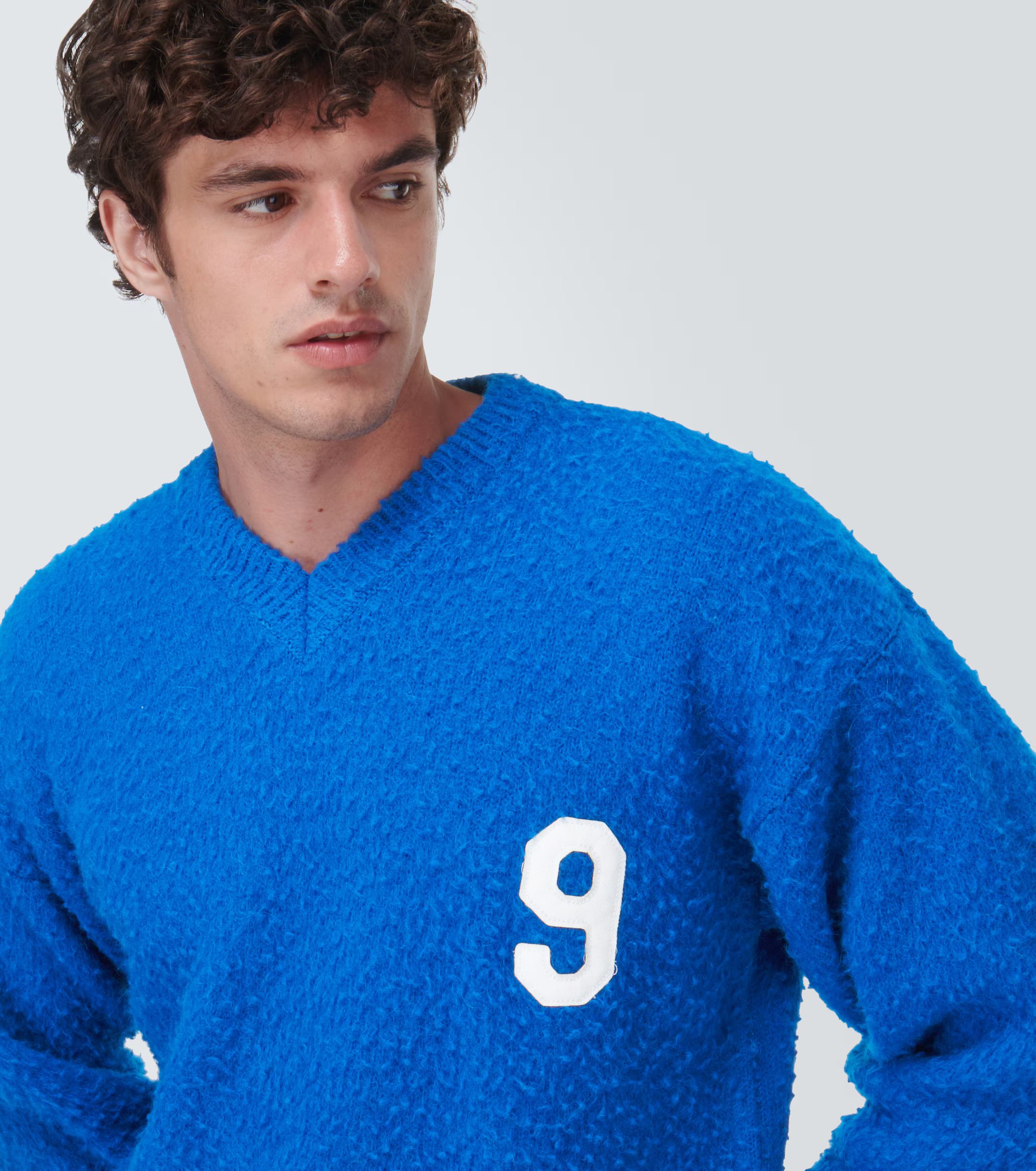 o1y0125 V-Neck Sweater in Blue
