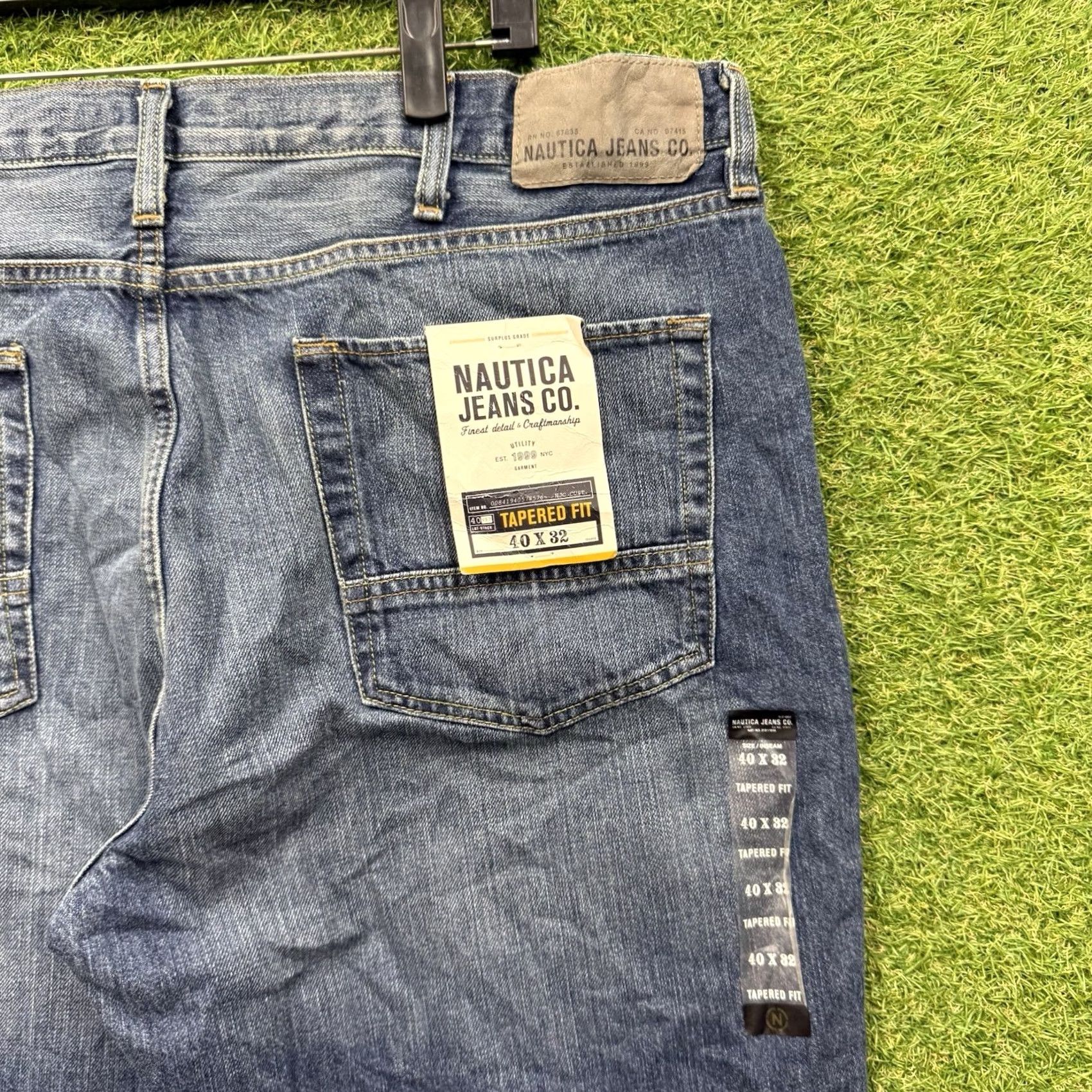 Nautica Nautica Jeans Mens 40x32 Relaxed Tapered Fit Medium Wash Blue Denim 5-Pocket Inseam 32" Regular Size Type Jeans Mens Size US 40 / EU 56 - 5 Thumbnail