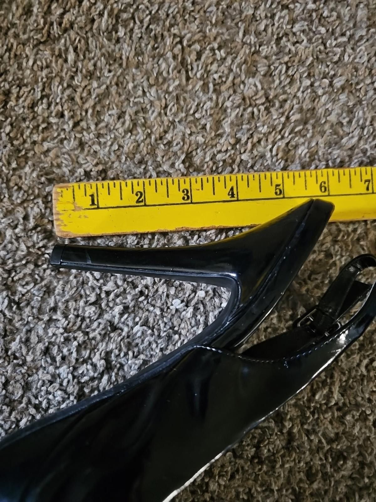 Designer g by guess heels black Flower 8.5M Size US 8.5 / IT 38.5 - 8 Thumbnail
