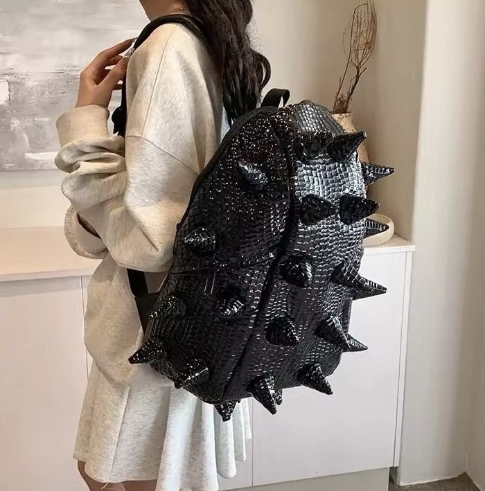 Japanese Brand × Vintage Hedgehog Shape PU Backpacks Size ONE SIZE - 3 Thumbnail