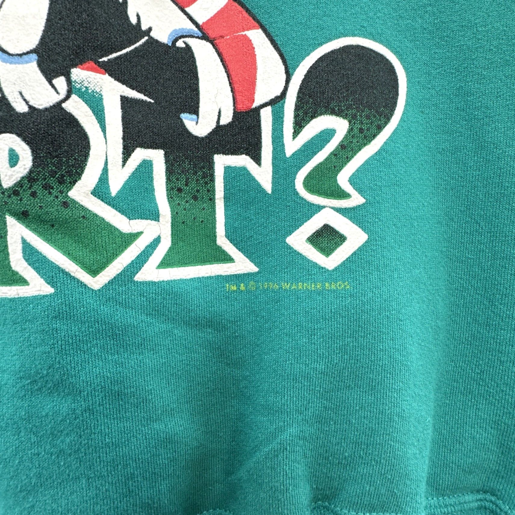 Vintage VINTAGE Looney Tunes Crewneck Shirt Mens M Green USA Daffy Tweety 1990s Size US M / EU 48-50 / 2 - 3 Thumbnail