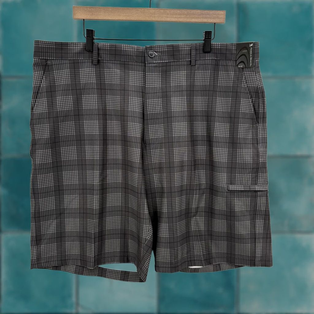 Vintage Pebble Beach Mens 42 Gray Plaid Cargo Shorts 10" Stretch NWT Casual Golf Polyester Spandex Moisture Wicking Pocket Front Zip Summer Inseam 10in Mens Size US 42 / EU 58 - 1 Thumbnail