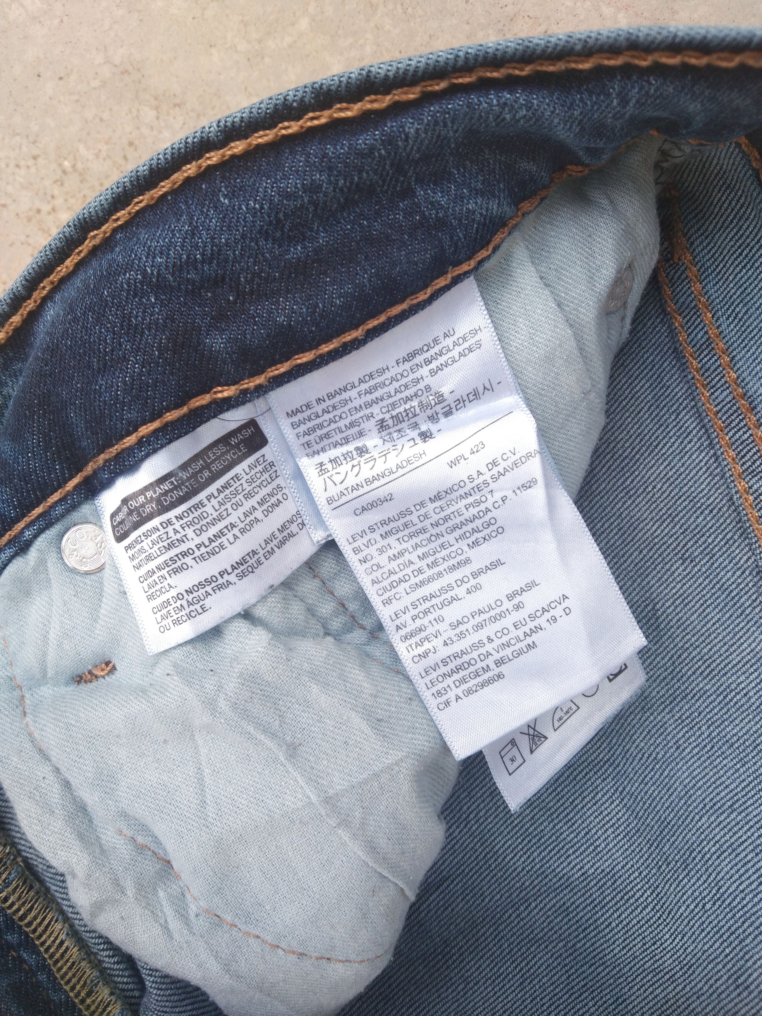 Levi's Vintage Levi's Jeans 502 Washed Blue Denim 33x31 Size US 33 - 6 Thumbnail