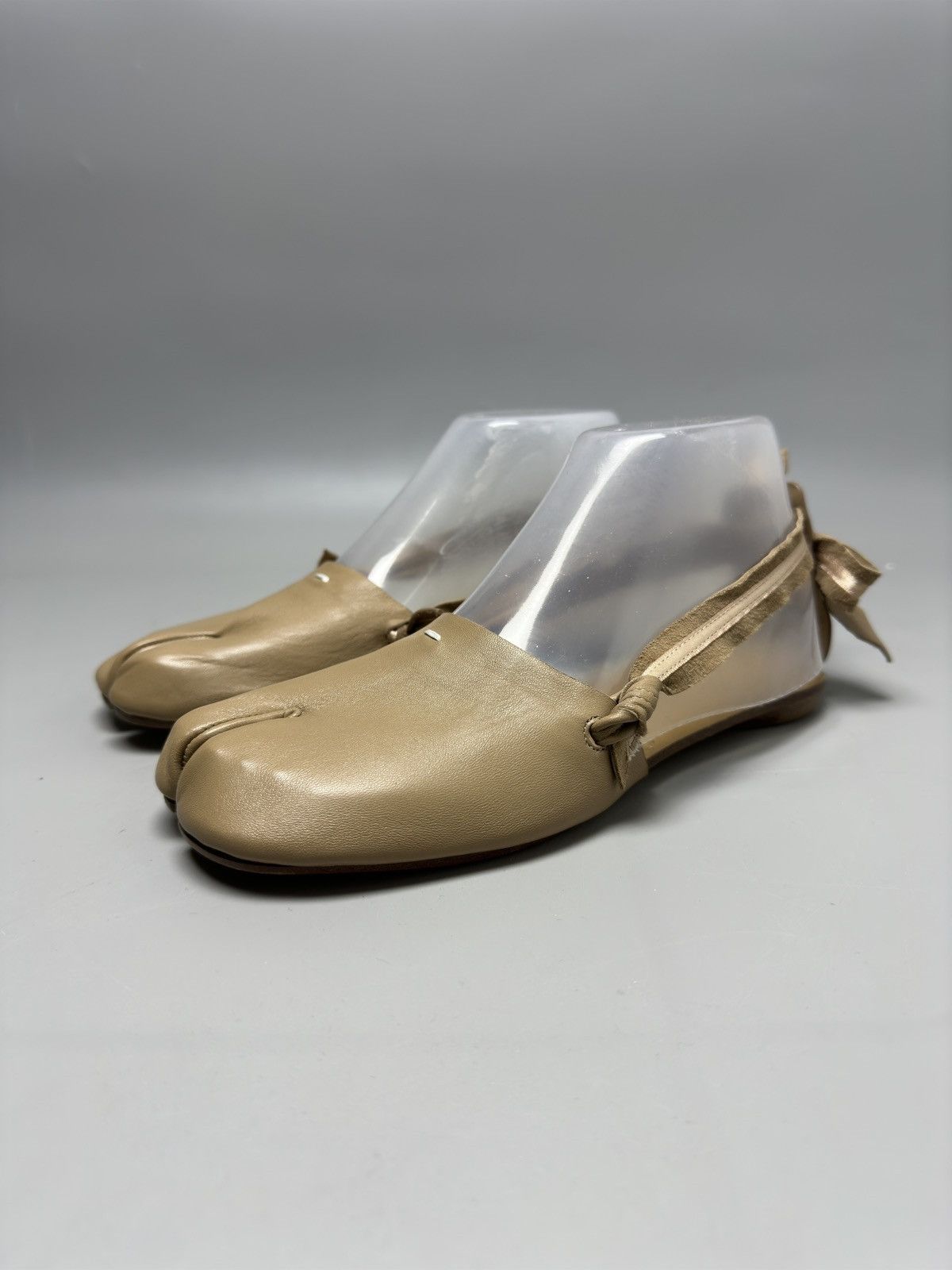 Maison Margiela Maison Margiela Tabi tie-fastening sandals Size US 5 / IT 35 - 1 Thumbnail