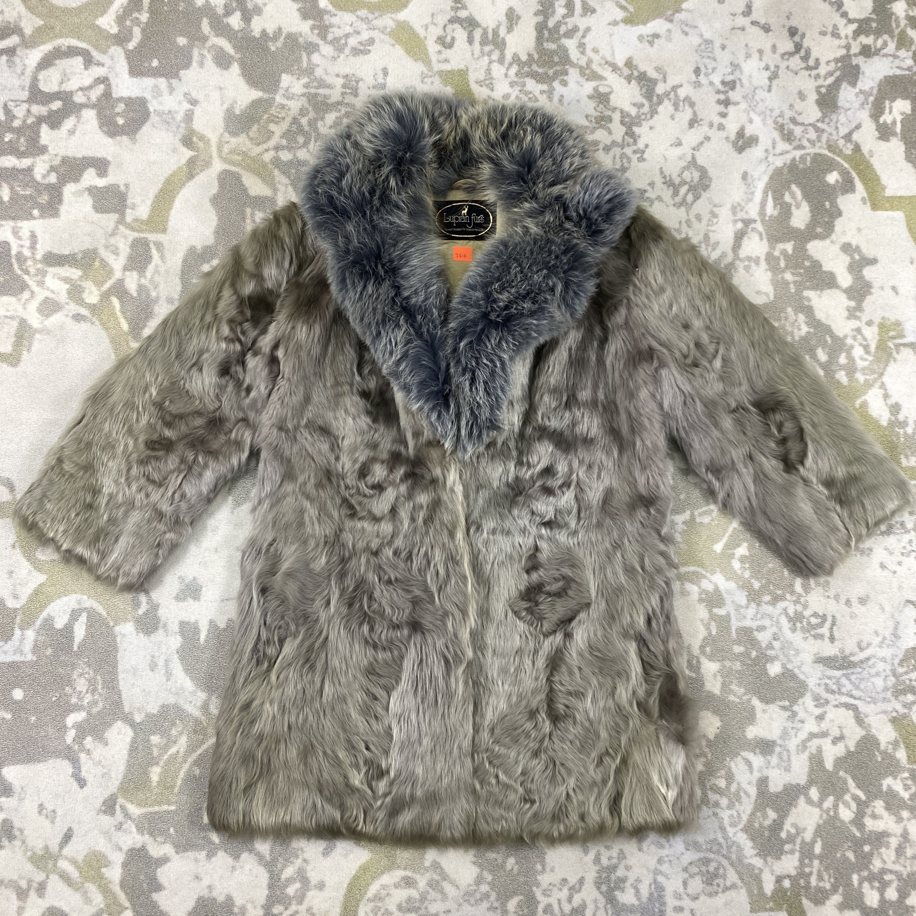 If Six Was Nine Vtg Yohji Yamamoto If Six Was Nine Style Fur Jacket -J315 Size US M / EU 48-50 / 2 - 1 Thumbnail