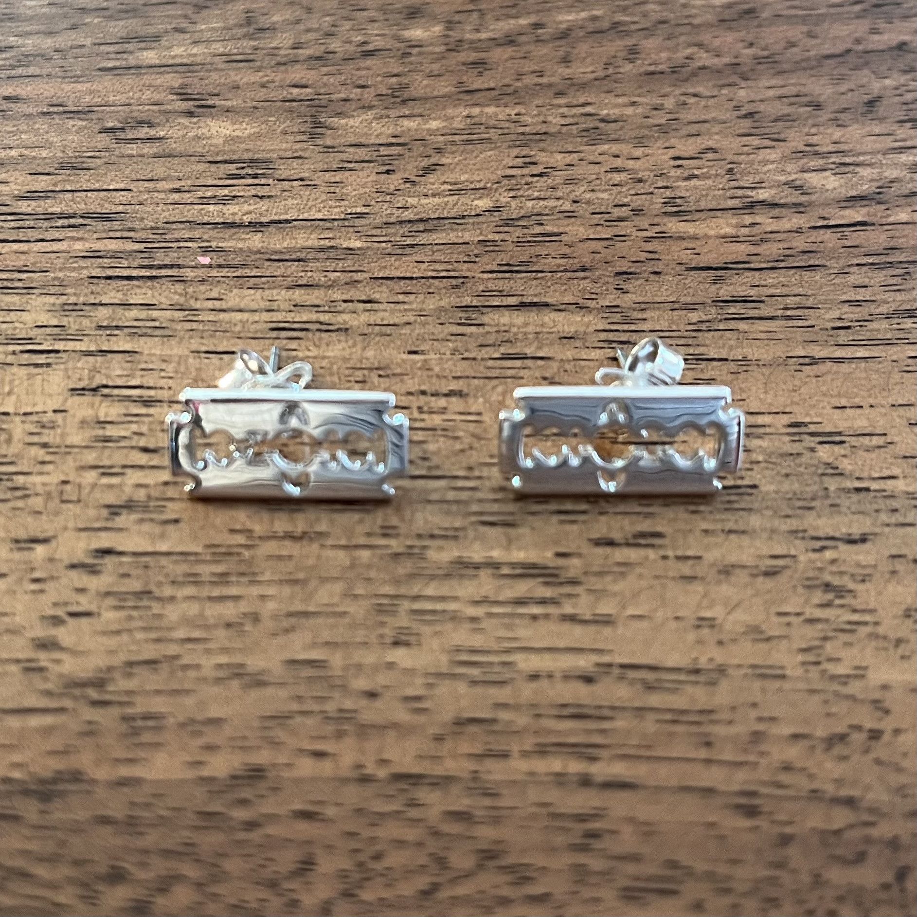 Vivienne Westwood 2 Vivienne Westwood Razor Earrings Size ONE SIZE - 7 Thumbnail