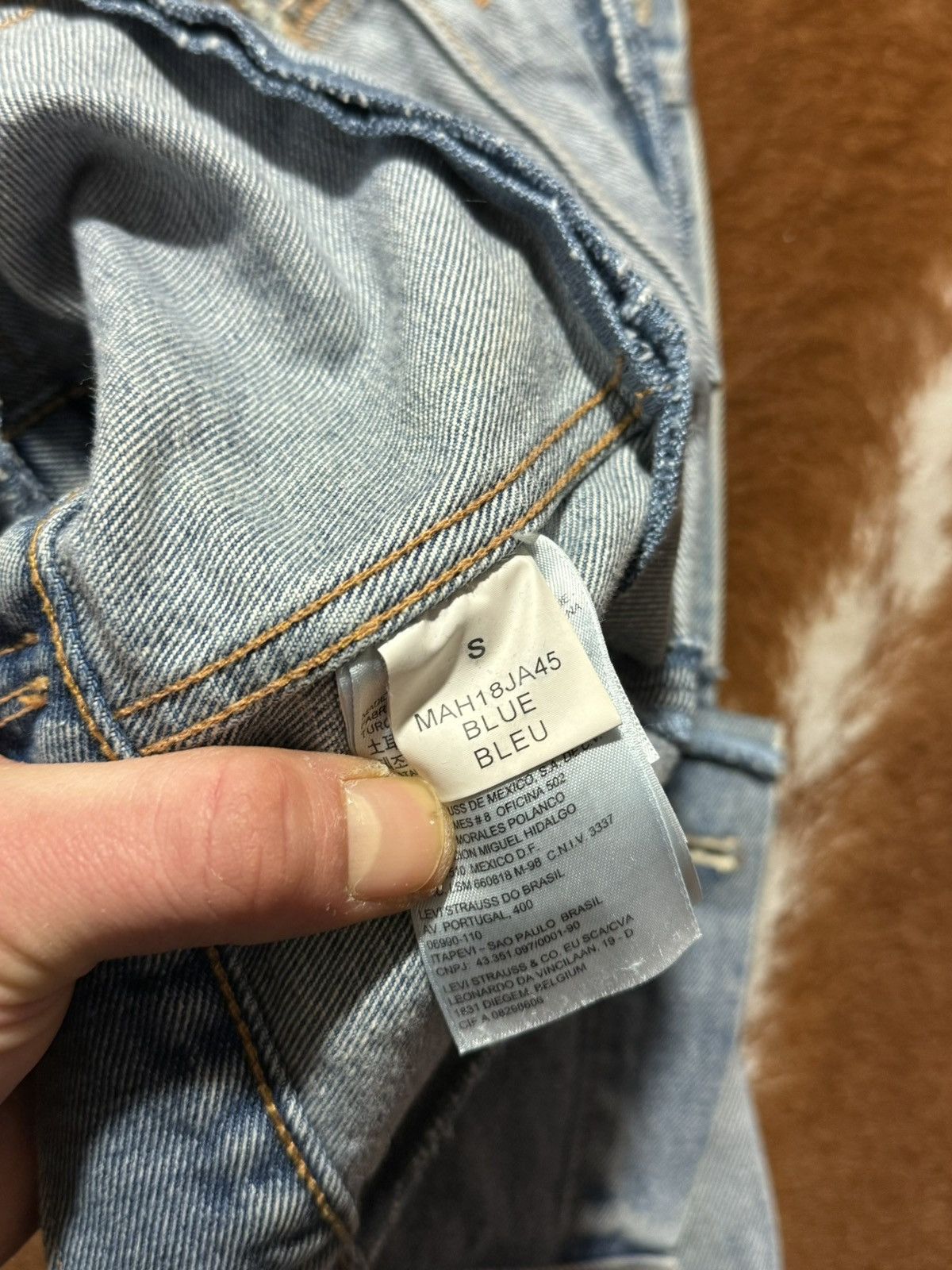 Vetements AW18 Levis reconstructed trucker jacket blue