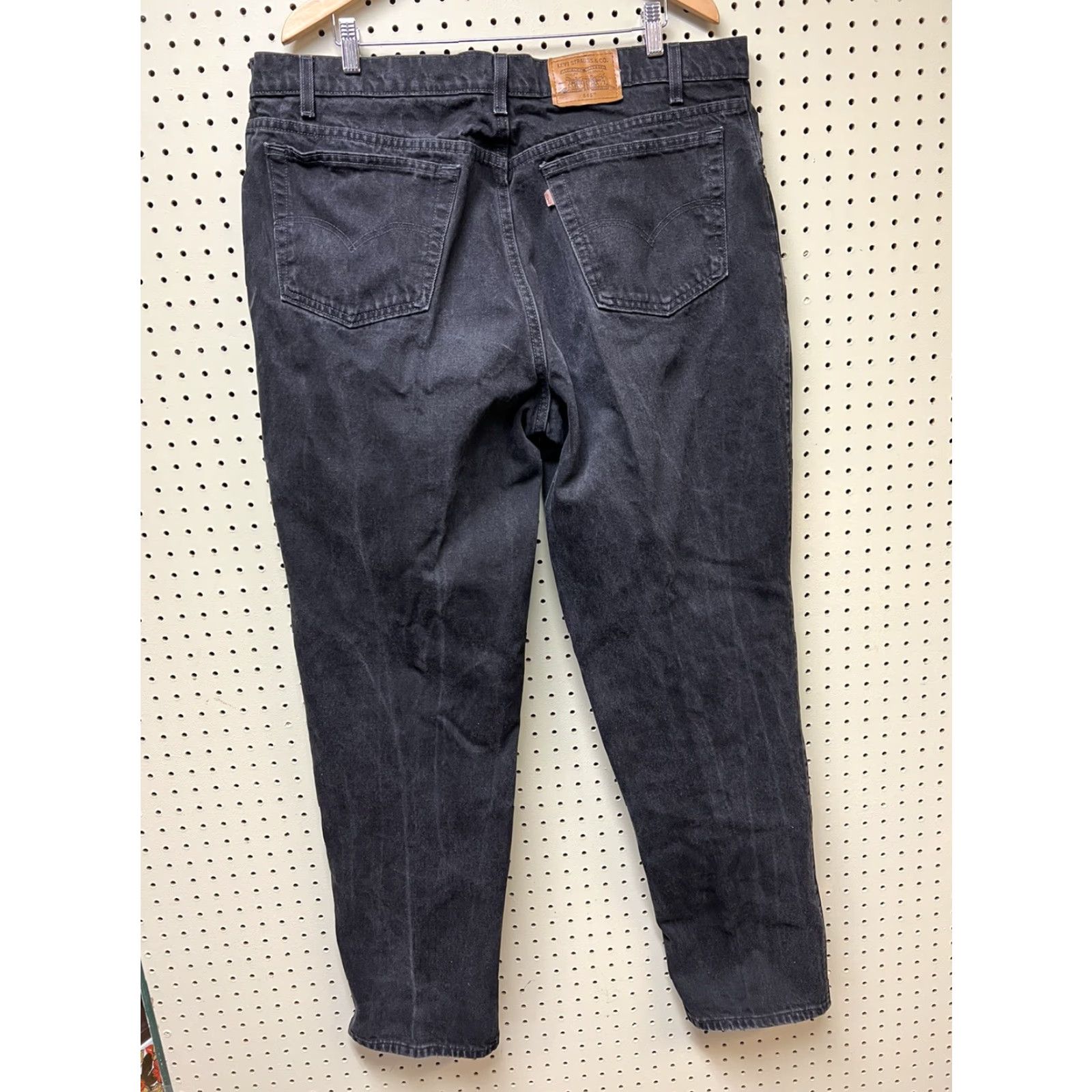 Levi's VINTAGE Levi's Jeans Mens 44 Black Loose Fit 545 Denim Pants 90s Casual 42x36 Mens Jeans Black 90s Levi's 545 Size US 44 / EU 60 - 3 Thumbnail