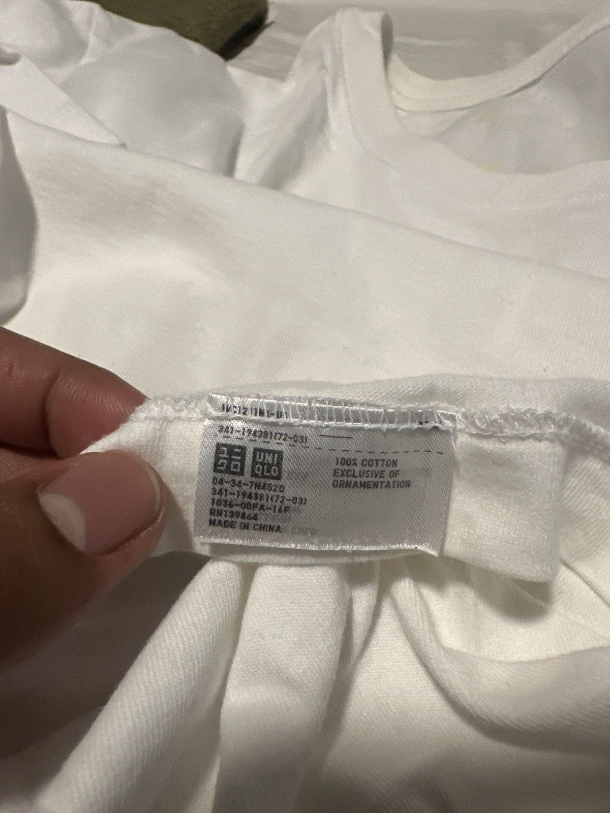 Kaws × Peanuts × Uniqlo Snoopy x Kaws Shirt Size US XL / EU 56 / 4 - 5 Thumbnail