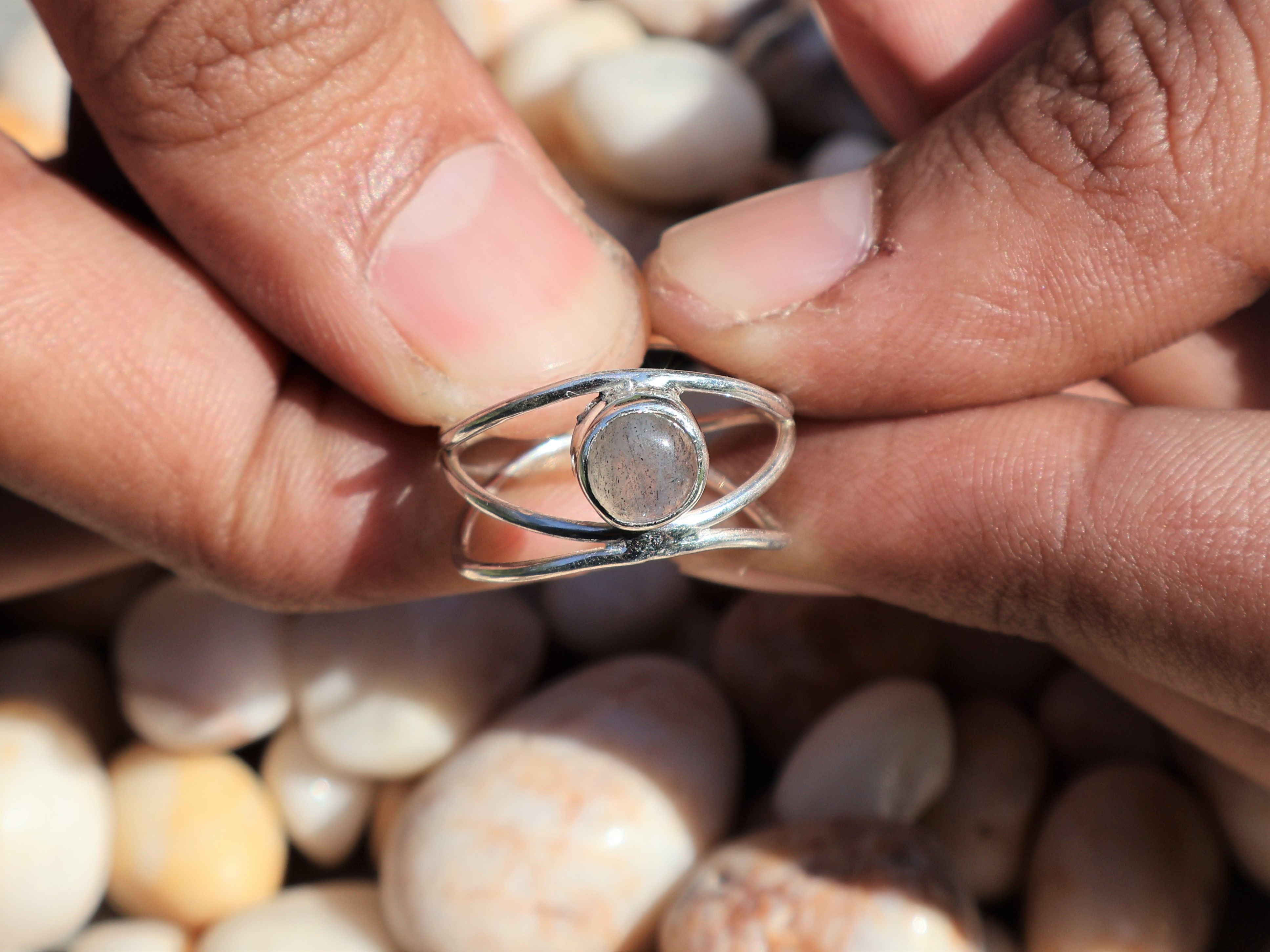 Handmade Labradorite Silver Ring, Sterling Silver Handmade Jewelry, Size ONE SIZE - 4 Thumbnail