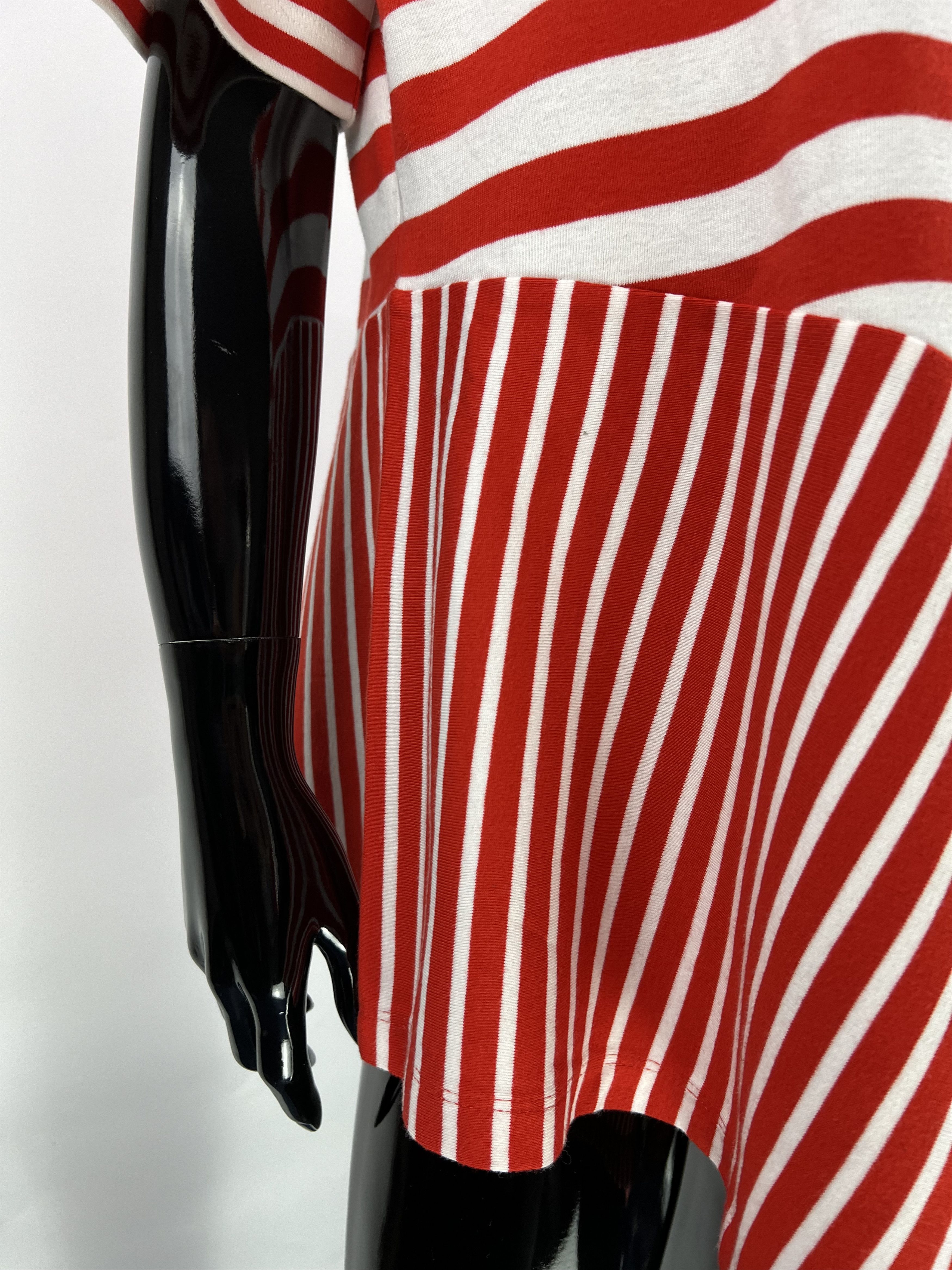 Cos COS Asymmetrical Striped T-Shirt Size L Size L / US 10 / IT 46 - 7 Thumbnail