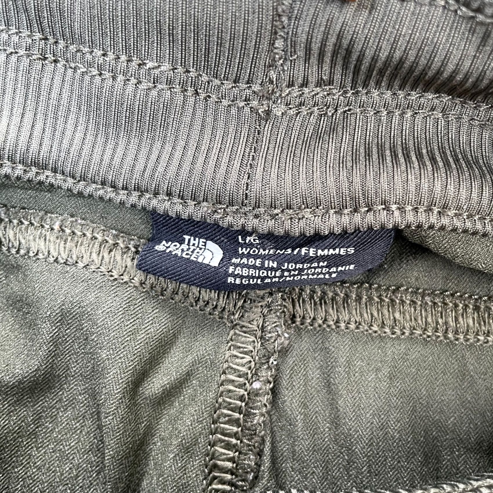 The North Face VINTAGE The North Face Pants Womens Large Green Aphrodite 2 Straight Leg Drawstring Size 36" / US 14 / IT 50 - 7 Thumbnail