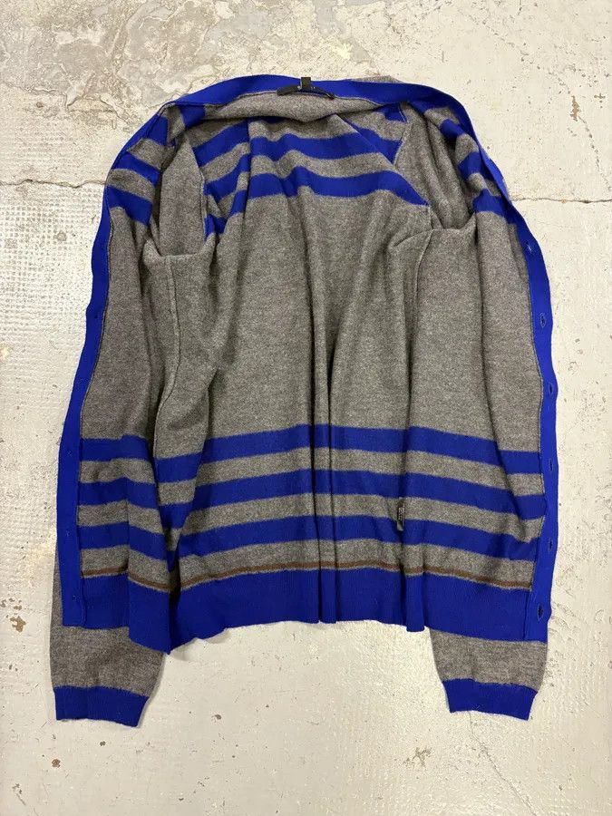 Gucci 2000s Gucci Grey & Blue Striped Minimalist Cardigan Size US S / EU 44-46 / 1 - 5 Thumbnail