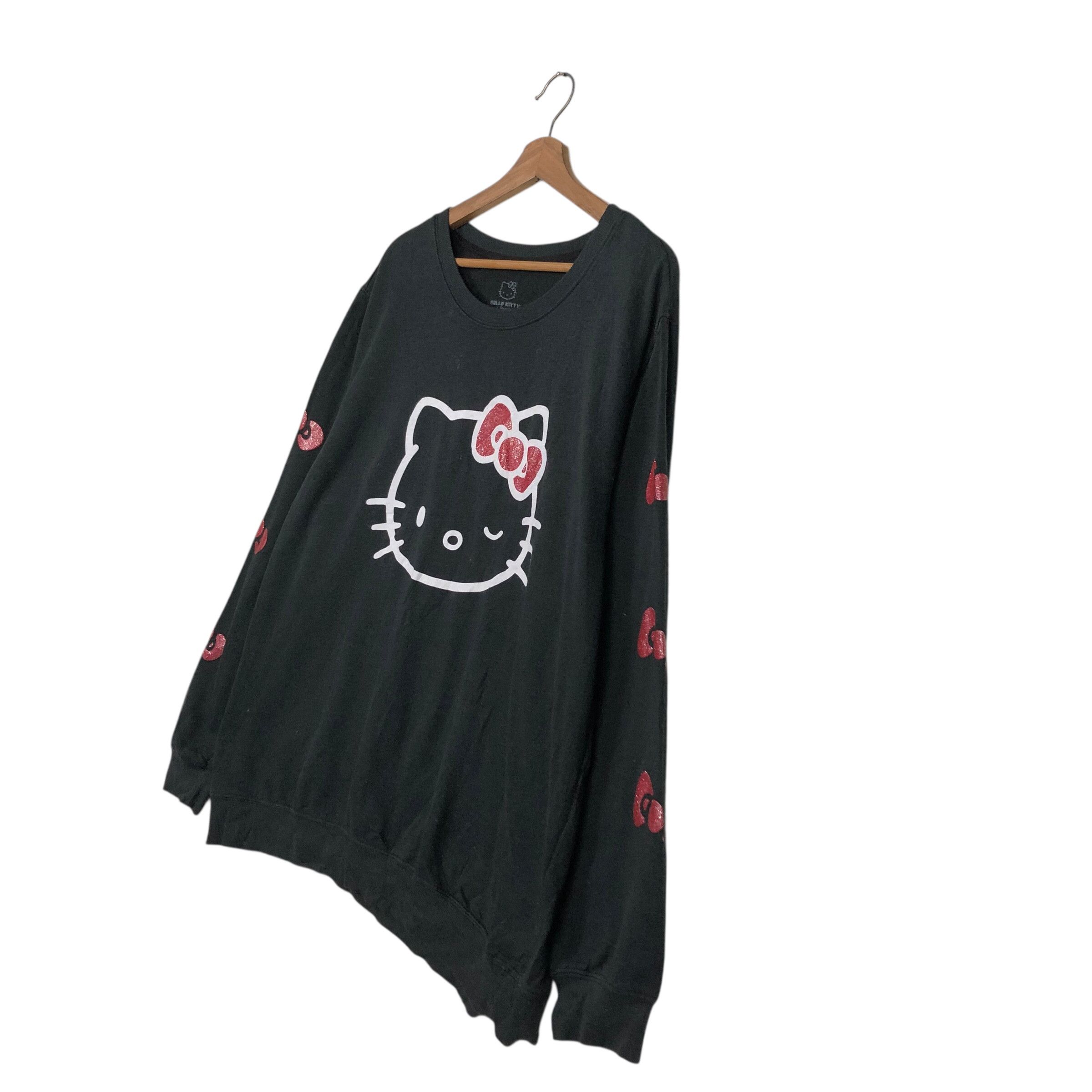 Japanese Brand 📌Vintage Sweatshirt Hello Kitty Big Logo Design Size US XL / EU 56 / 4 - 3 Thumbnail
