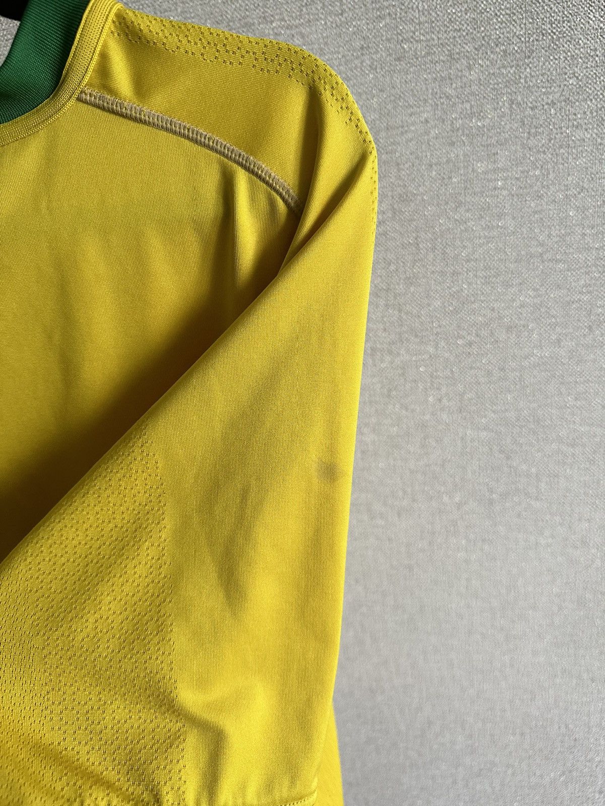 Nike 2000 Nike Brazil Vintage Home Soccer Jersey Size US L / EU 52-54 / 3 - 20 Thumbnail