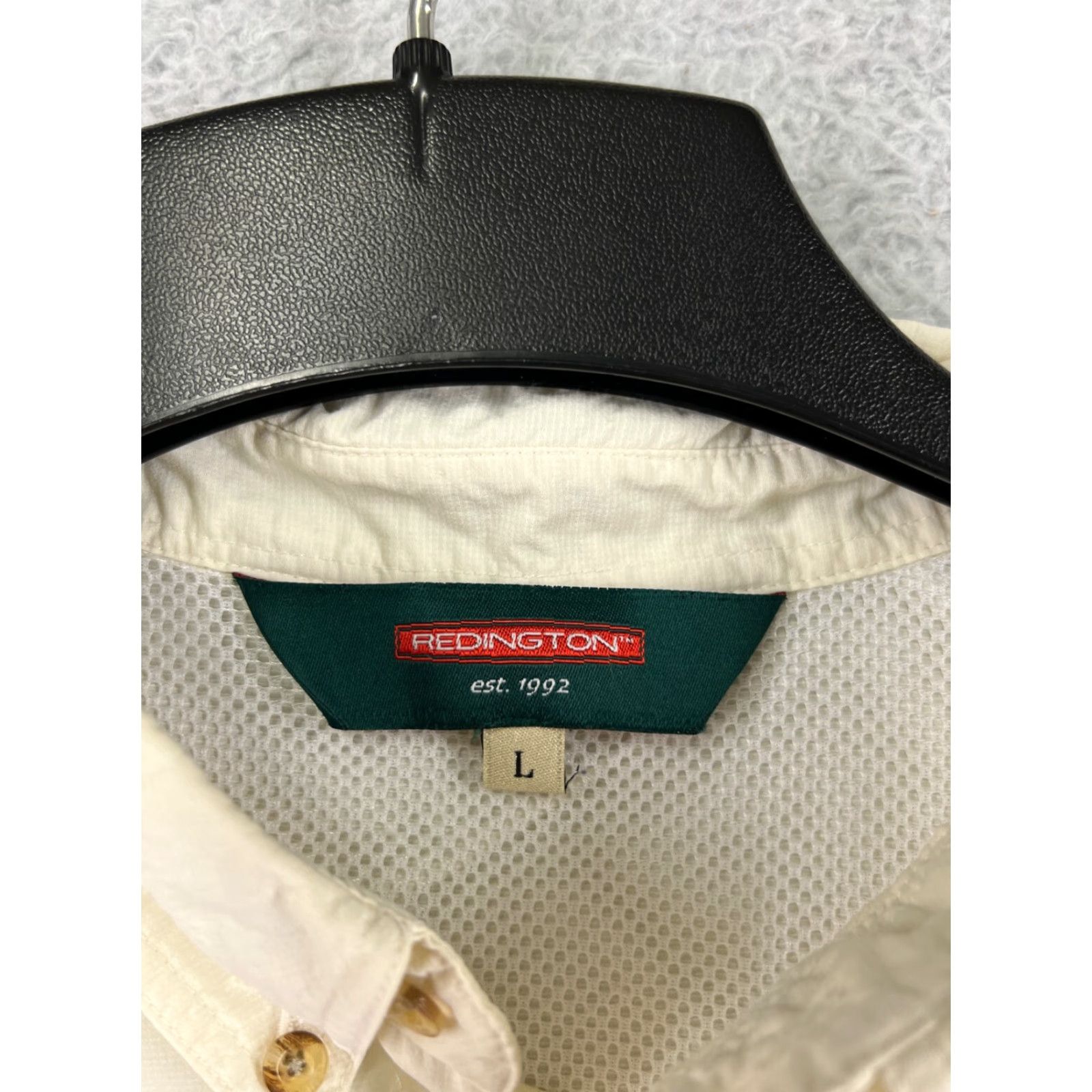 Vintage Redington Mens Shirt Large Ivory Nylon Button Up Fishing Angler Utah Green River Size US L / EU 52-54 / 3 - 3 Thumbnail