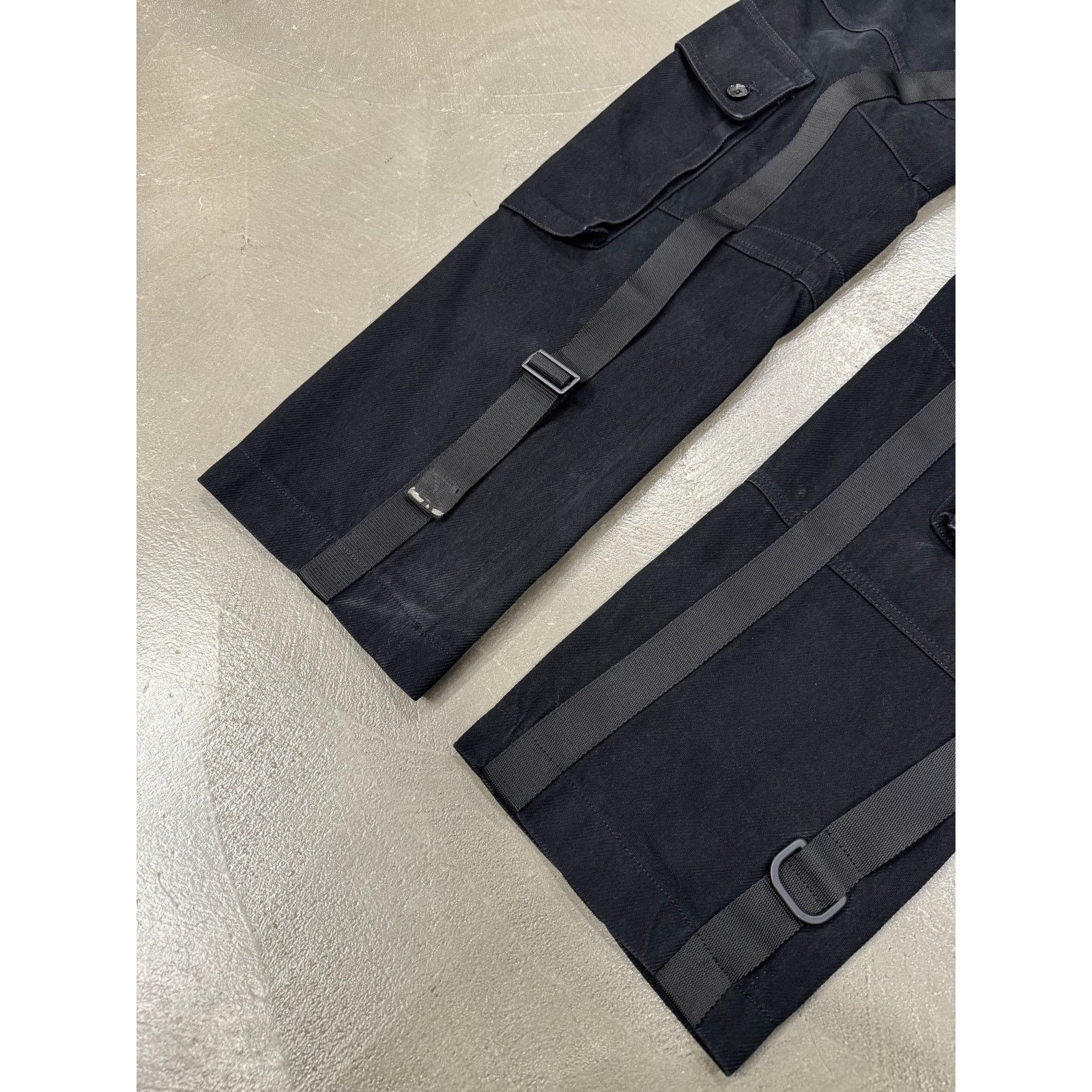 Dolce & Gabbana A/W 2003 Dolce & Gabbana runway bondage parachute pants Size 30" / US 8 / IT 44 - 7 Thumbnail