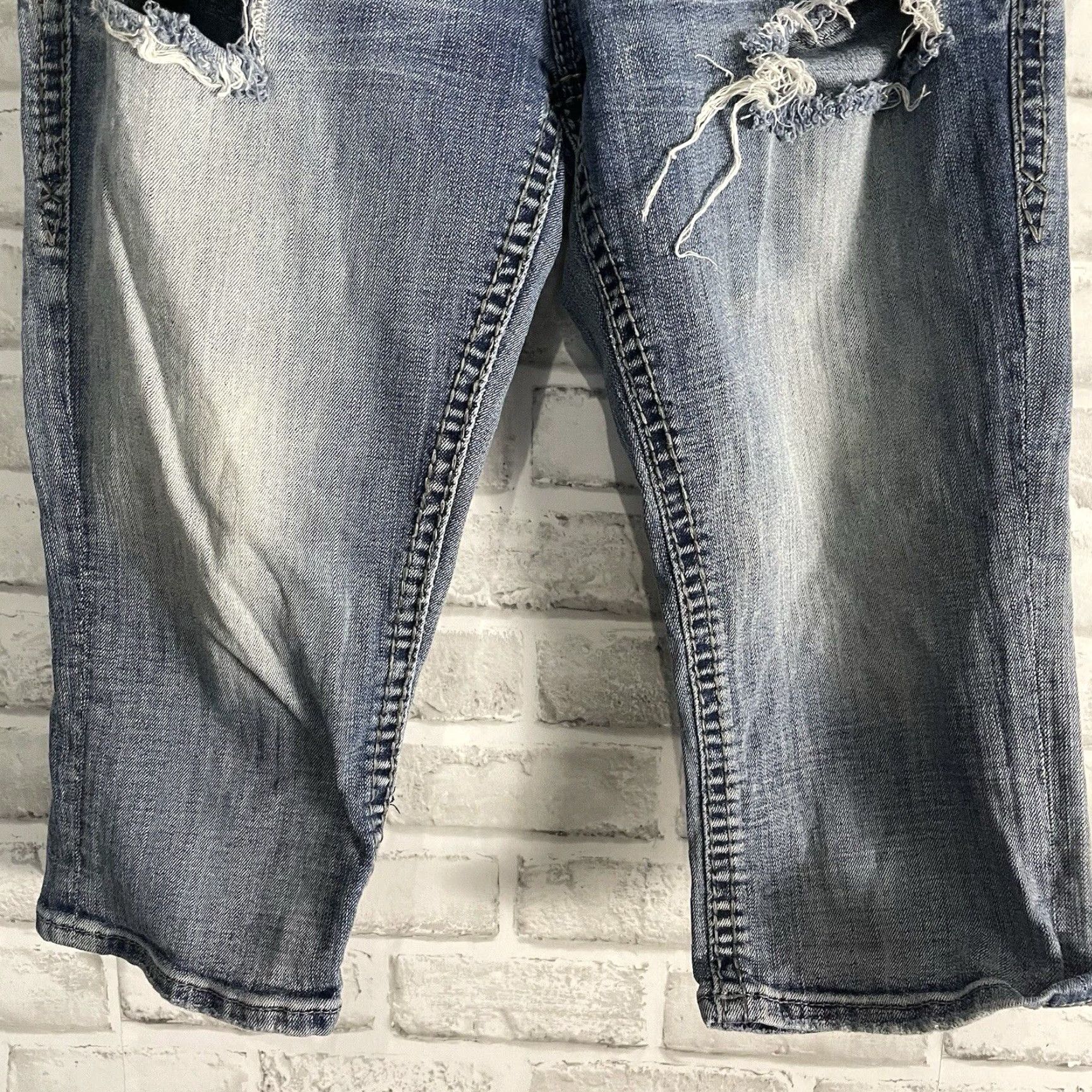 Vintage Rock Revival Women's Distressed Capri Jeans Blue Size 29 Size 29" - 4 Thumbnail