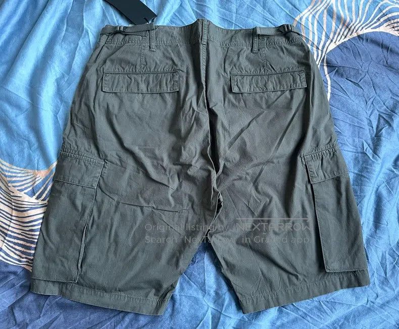 Neighborhood Neighborhood size L Spring/Summer 21 Multi-Pocket Military Size US 27 - 2 Thumbnail