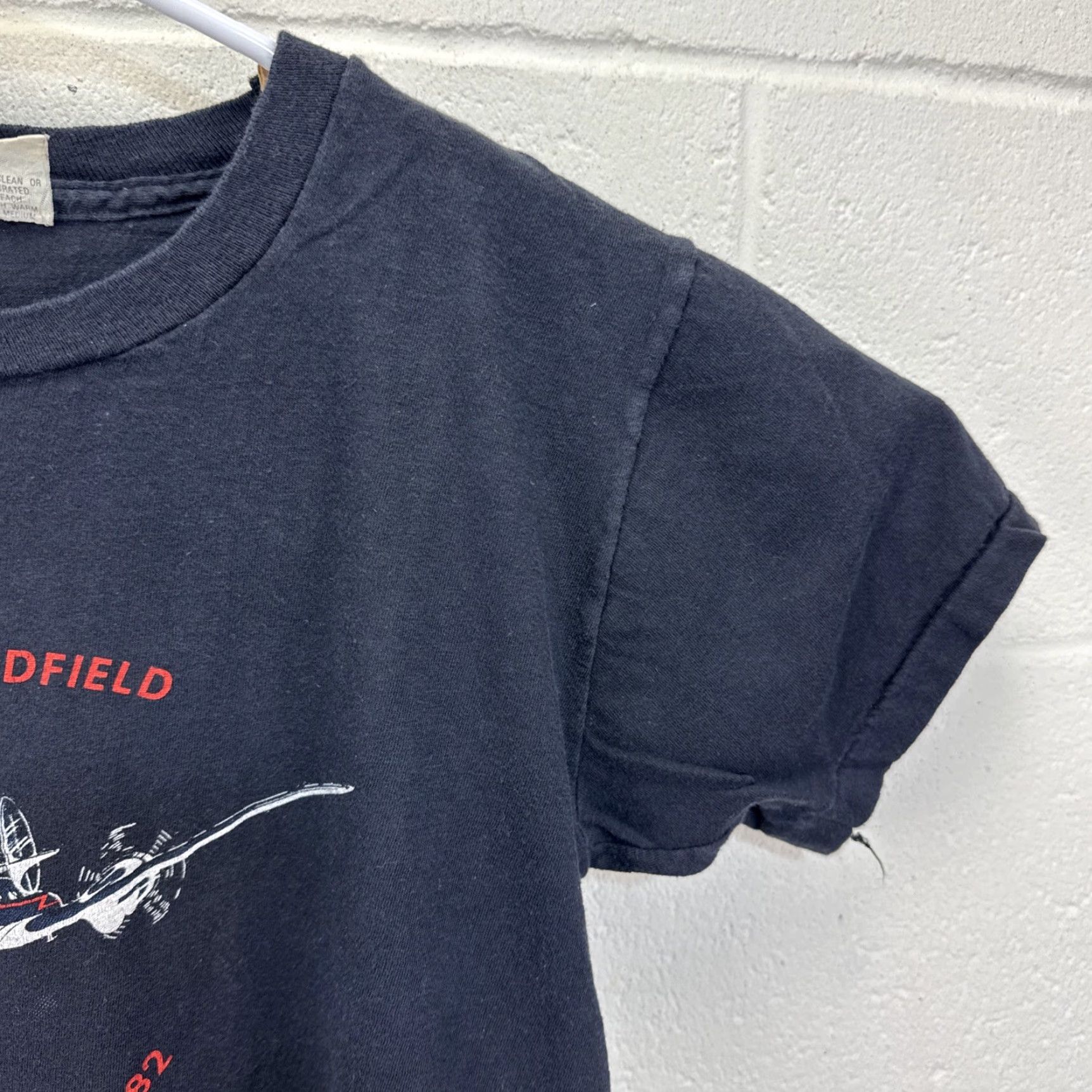 Vintage VINTAGE 1982 Mike Oldfield World Tour T-Shirt Black Size S Unisex Rockabilly Graphic Tee 1980s Small Size US S / EU 44-46 / 1 - 7 Thumbnail