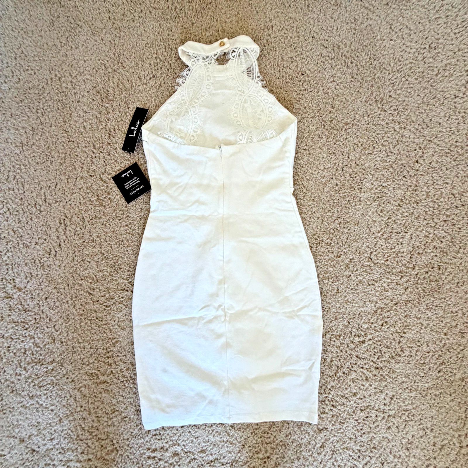 Lulus Lulus White Lace Halter Mini Dress Graduation Prom Size S Size S / US 4 / IT 40 - 8 Thumbnail