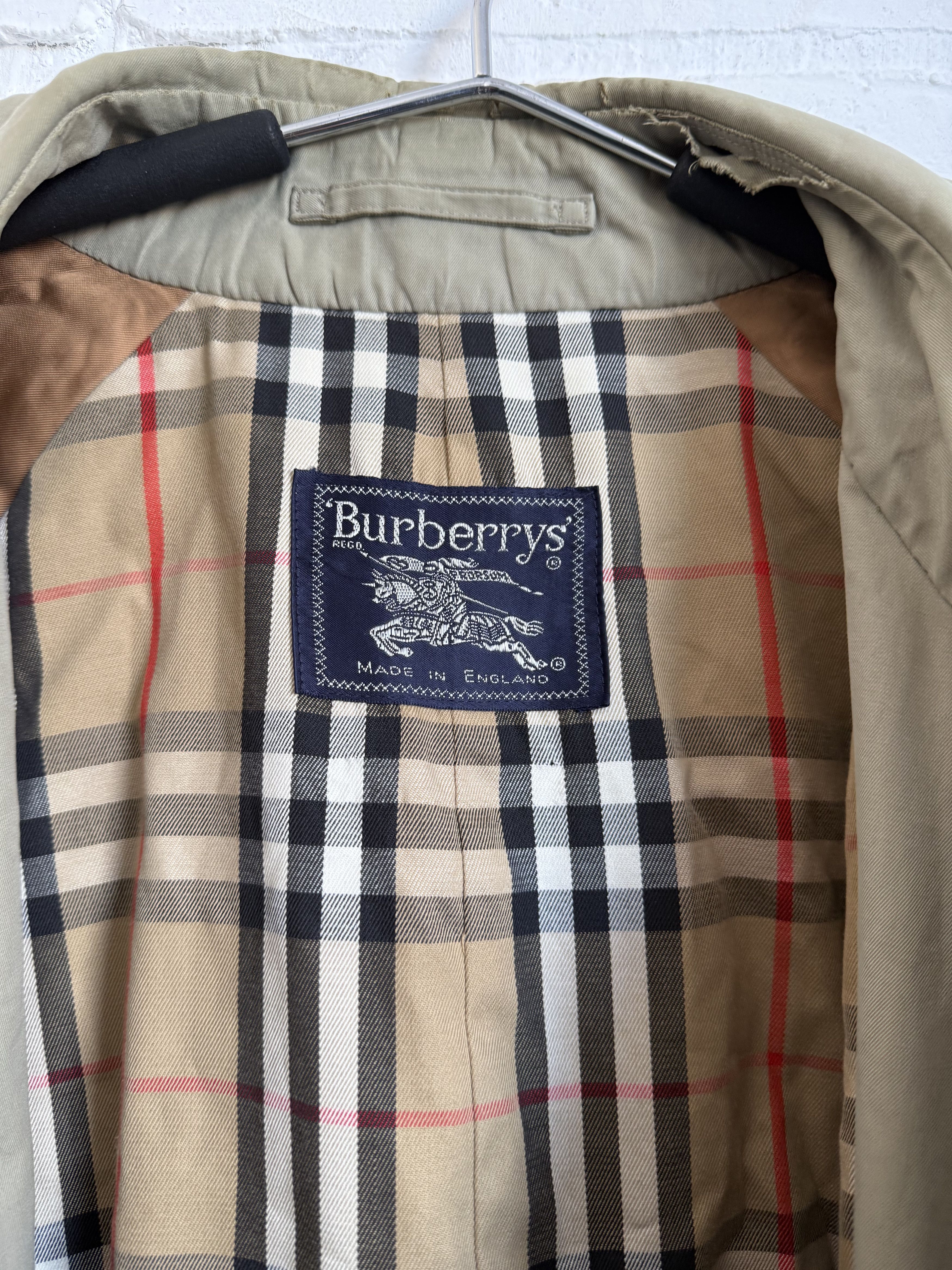Burberry Vintage 80s Burberrys double breasted nova check trench coat Size US L / EU 52-54 / 3 - 3 Thumbnail