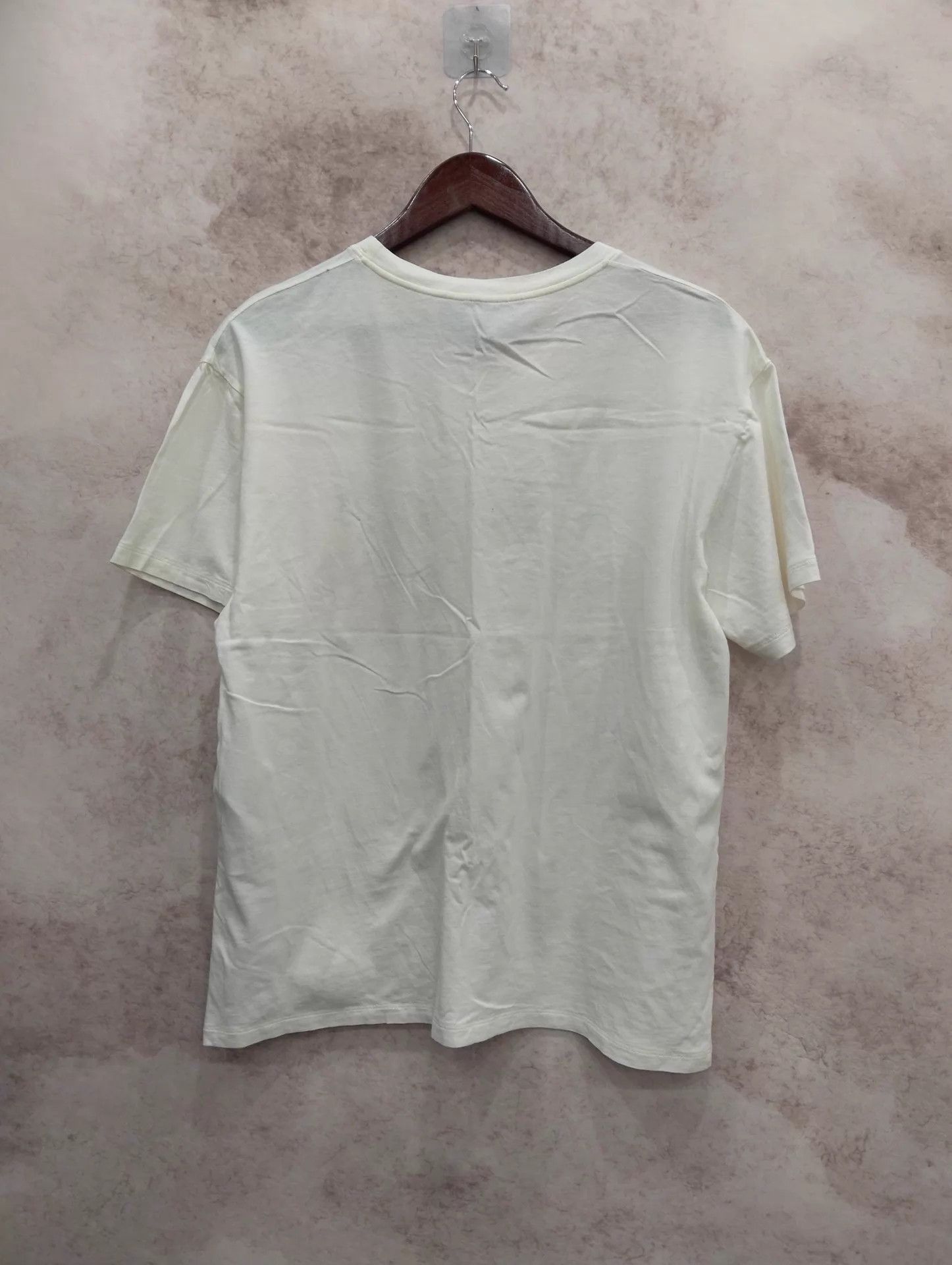 Gucci GUCCI heart apple logo crew straight print tee M Size US M / EU 48-50 / 2 - 2 Thumbnail