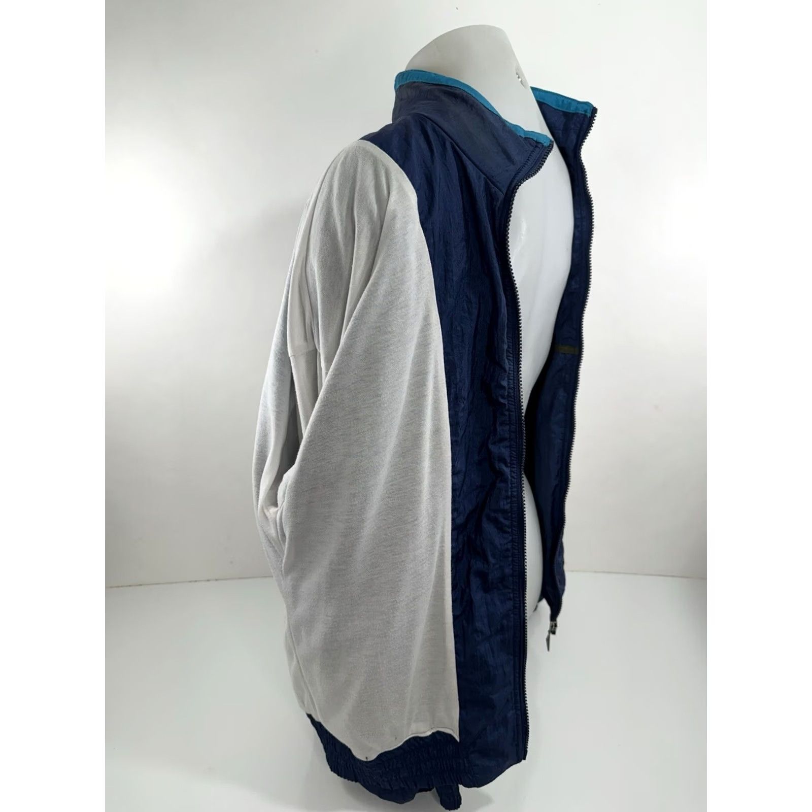 Le Coq Sportif VINTAGE Le Coq Sportif Jacket Windbreaker Full Zip Mens L Blue Nylon EXCELLENT Size US L / EU 52-54 / 3 - 6 Thumbnail