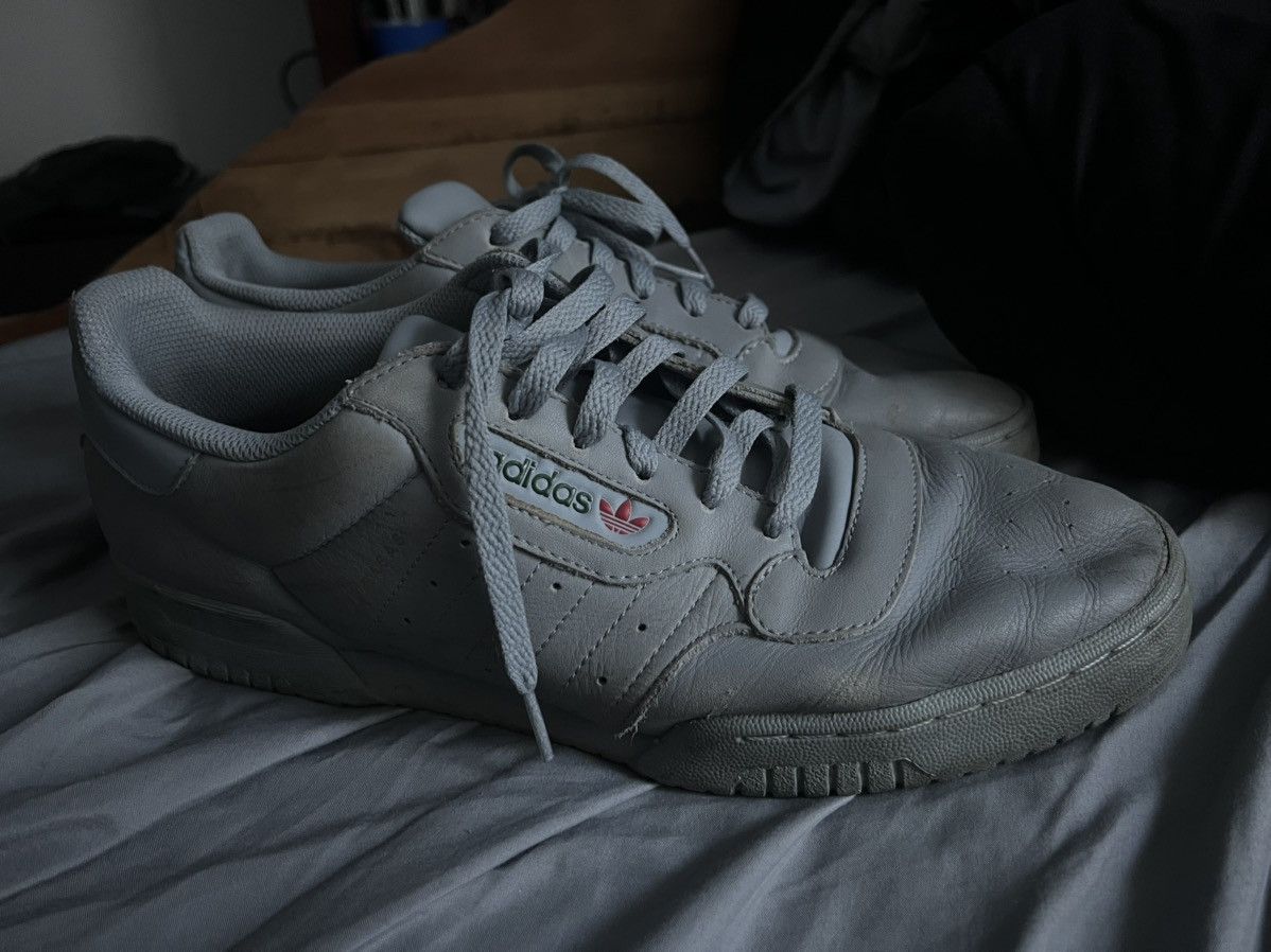 Yeezy adidas Yeezy Powerphase Calabasas Men's Size 13 Grey, Used Size US 13 / EU 46 - 4 Thumbnail