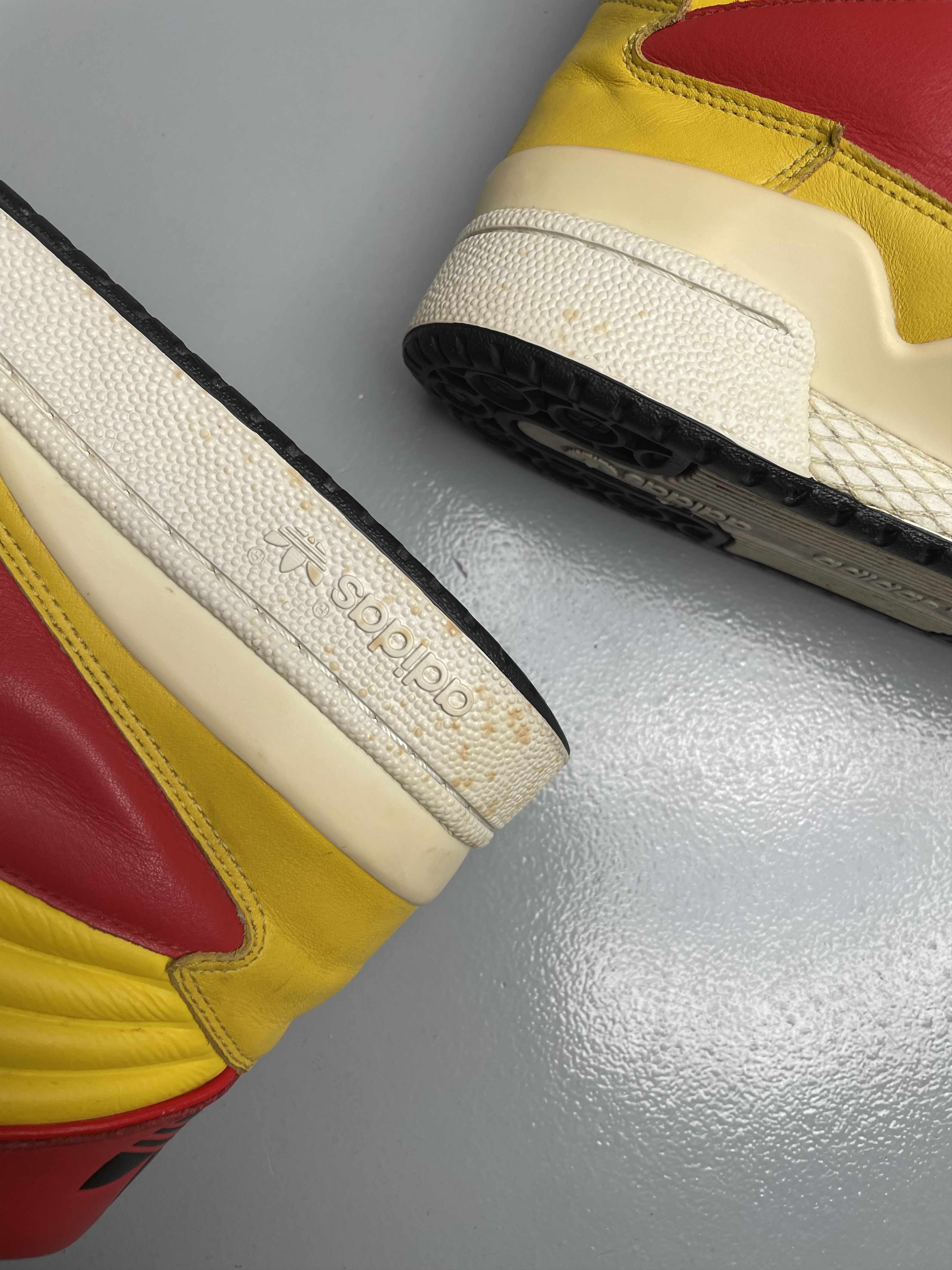 Adidas × Jeremy Scott adidas Originals by Jeremy Scott S/S 2010 JS Mickey Hi Size US 9 / EU 42 - 12 Thumbnail
