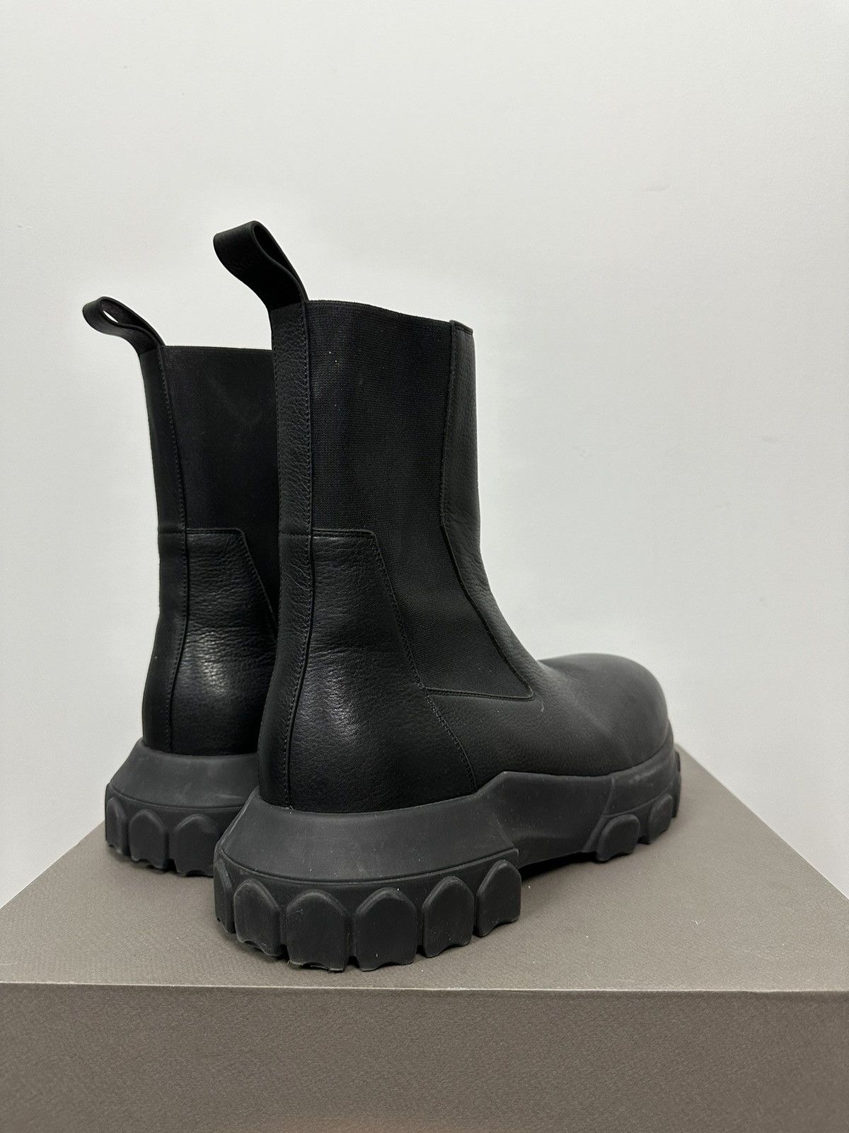 Rick Owens FW19 ‘LARRY’ Calfskin Bozo Tractor Boots Size US 11 / EU 44 - 5 Thumbnail