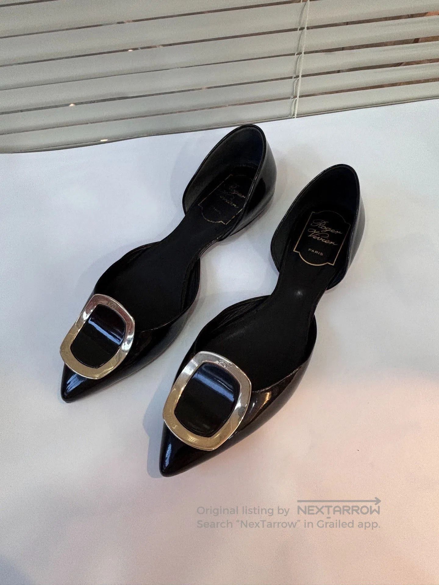 Roger Vivier RV Black Patent Leather Flats. Size US 5 / IT 35 - 6 Thumbnail
