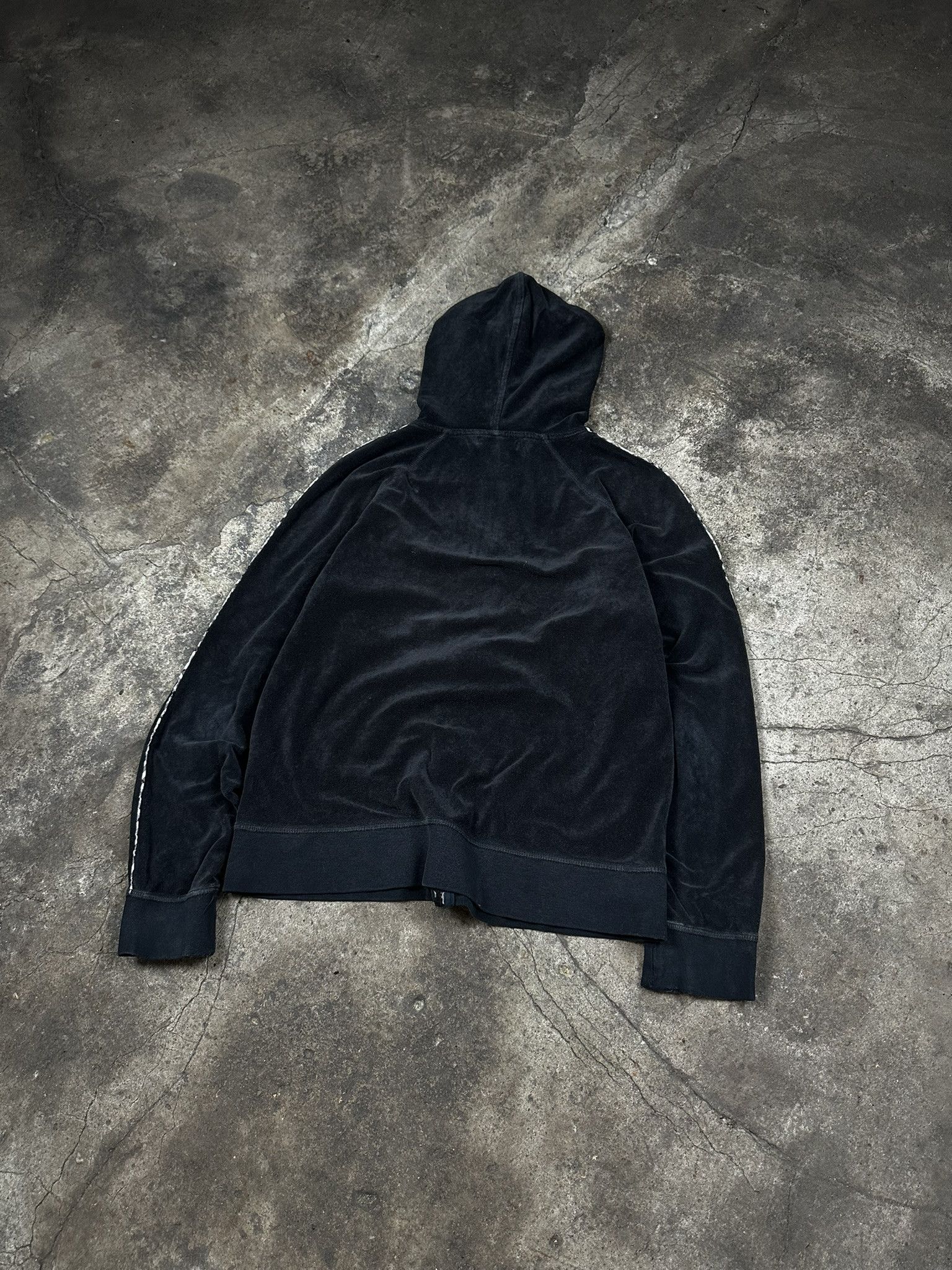 Burberry 2000s Burberry Velvet Velout Zip Y2k Hoodie Size L / US 10 / IT 46 - 6 Thumbnail