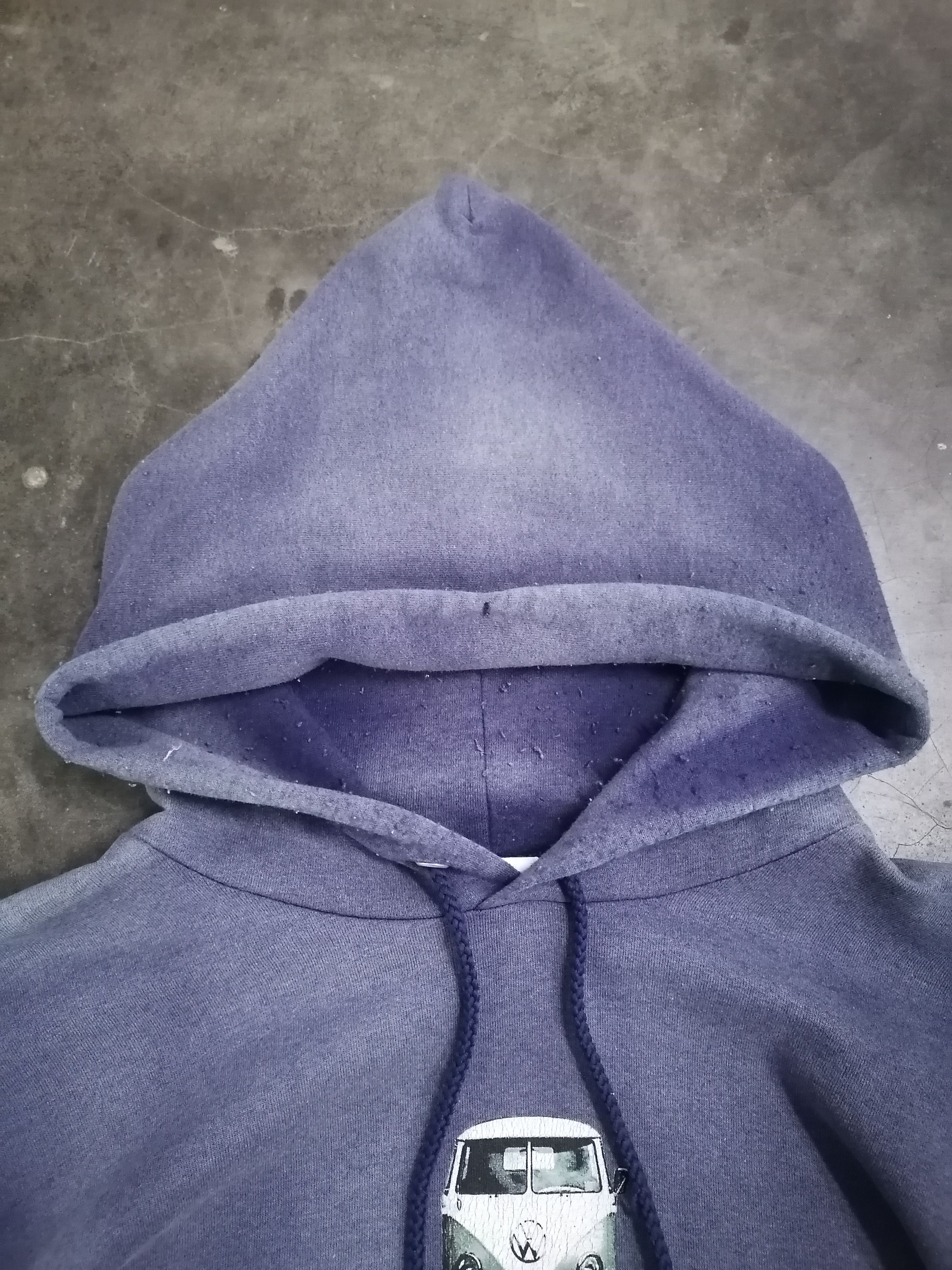 Vintage Trashed Faded Vintage Local Motion Hawaii Surfing Hoodies Size US L / EU 52-54 / 3 - 6 Thumbnail
