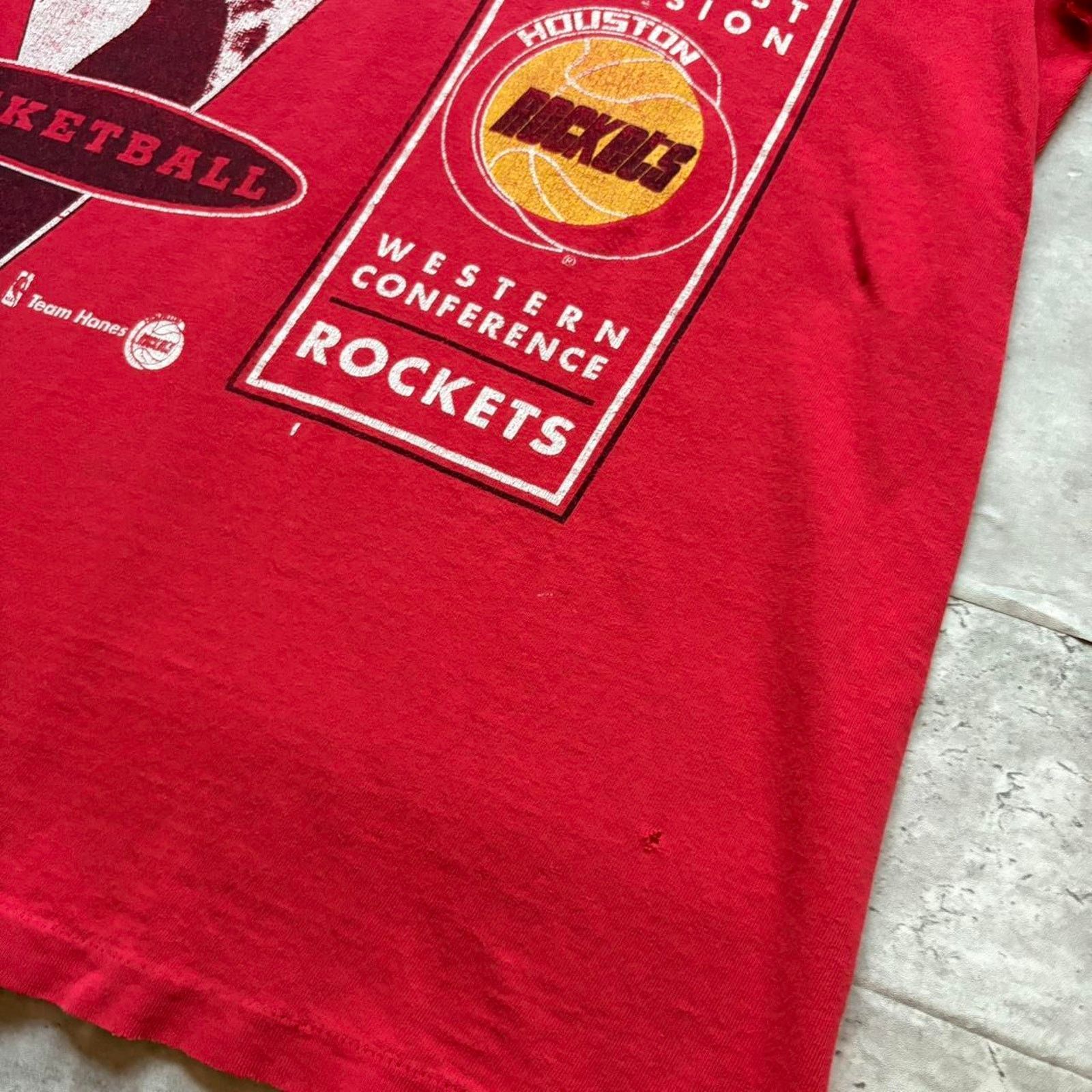 NBA Vintage 1990s houston rockets t shirt Size US M / EU 48-50 / 2 - 5 Thumbnail