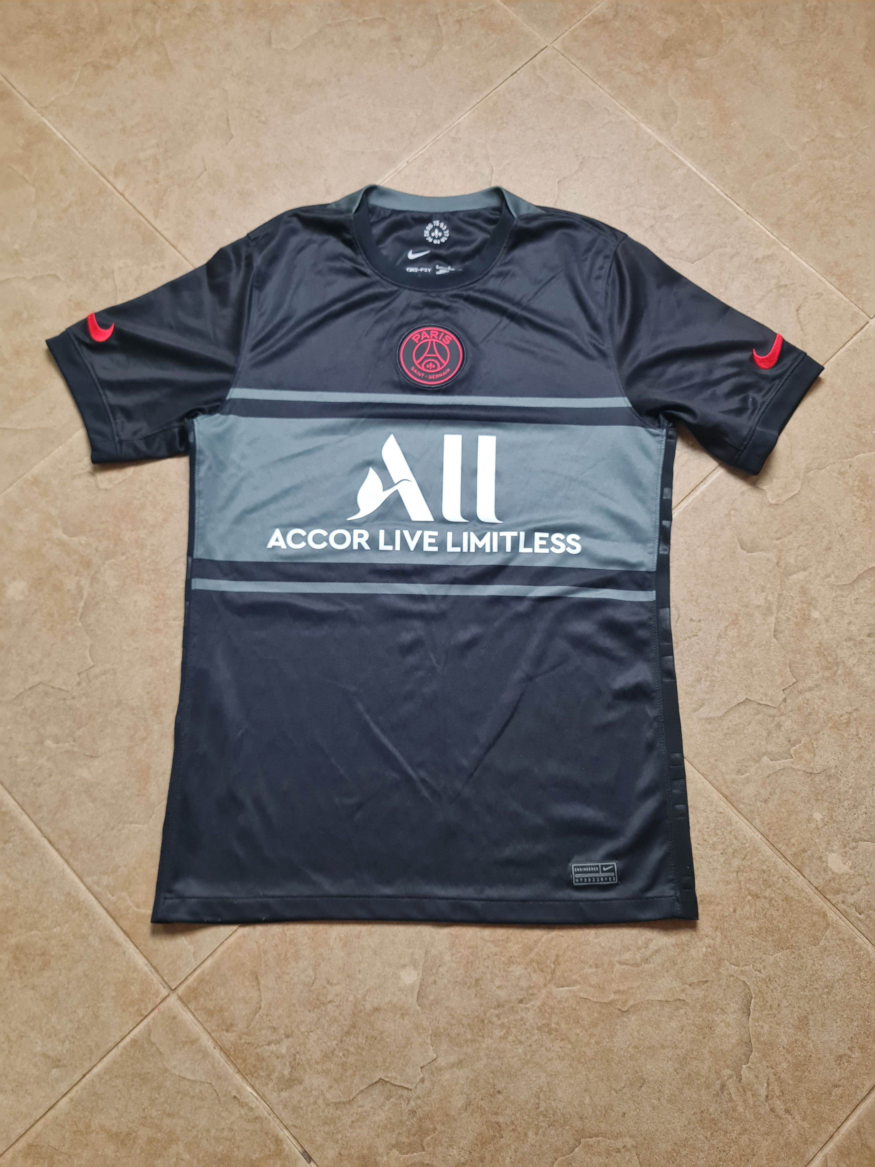 Nike JERSEY PARIS SAINT GERMAIN 2021/2022 NIKE Third Soccer Size US S / EU 44-46 / 1 - 4 Thumbnail