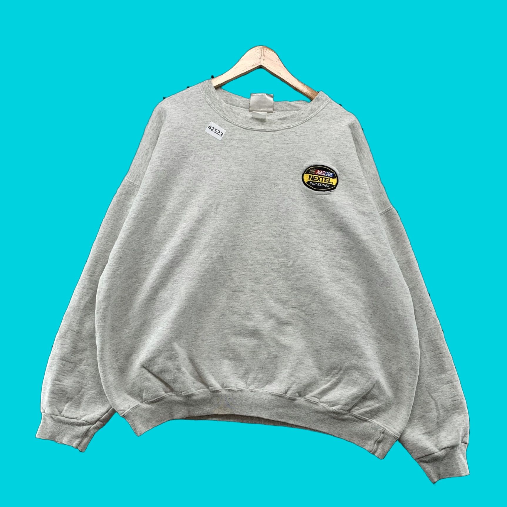 Hanes VINTAGE Hanes NASCAR Nextel Cup Series Sweatshirt Mens 2XL Gray Pullover Fleece Long Sleeve Size US XXL / EU 58 / 5 - 1 Thumbnail