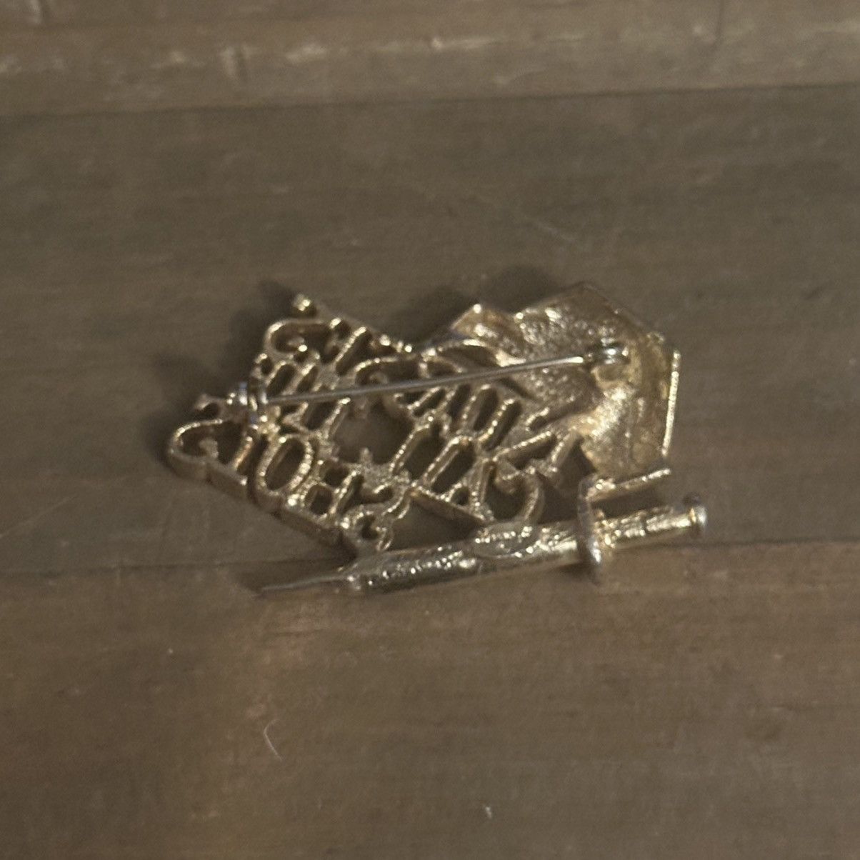 Vintage Vintage Dancraft Nurses call all The Shots brooch Size ONE SIZE - 3 Thumbnail