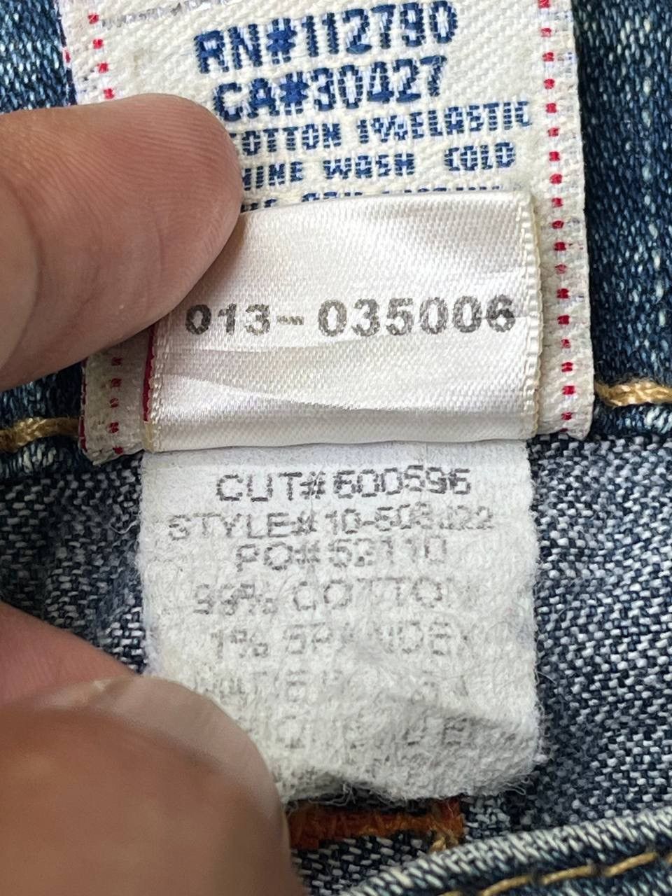 True Religion VINTAGE TRUE RELIGION FLARED JEANS MADE IN USA Size US 32 / EU 48 - 15 Thumbnail