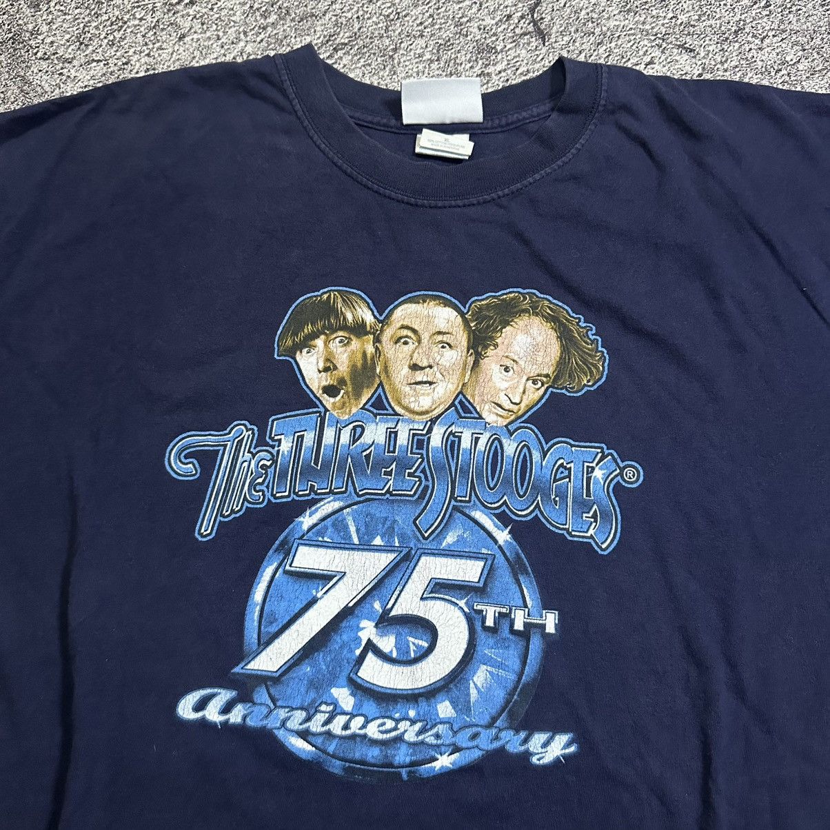 Vintage "ANNIVERSARY 75th THE THREE STOOGES VINTAGE TSHIRT" Size US XL / EU 56 / 4 - 2 Thumbnail