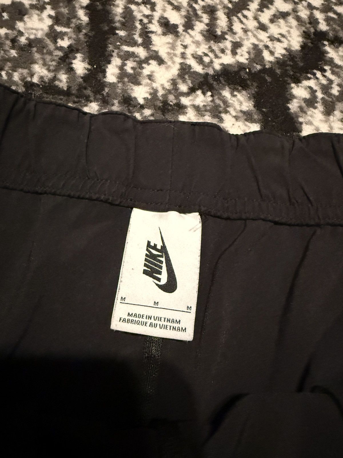 Nike Nike Size US 32 / EU 48 - 5 Thumbnail