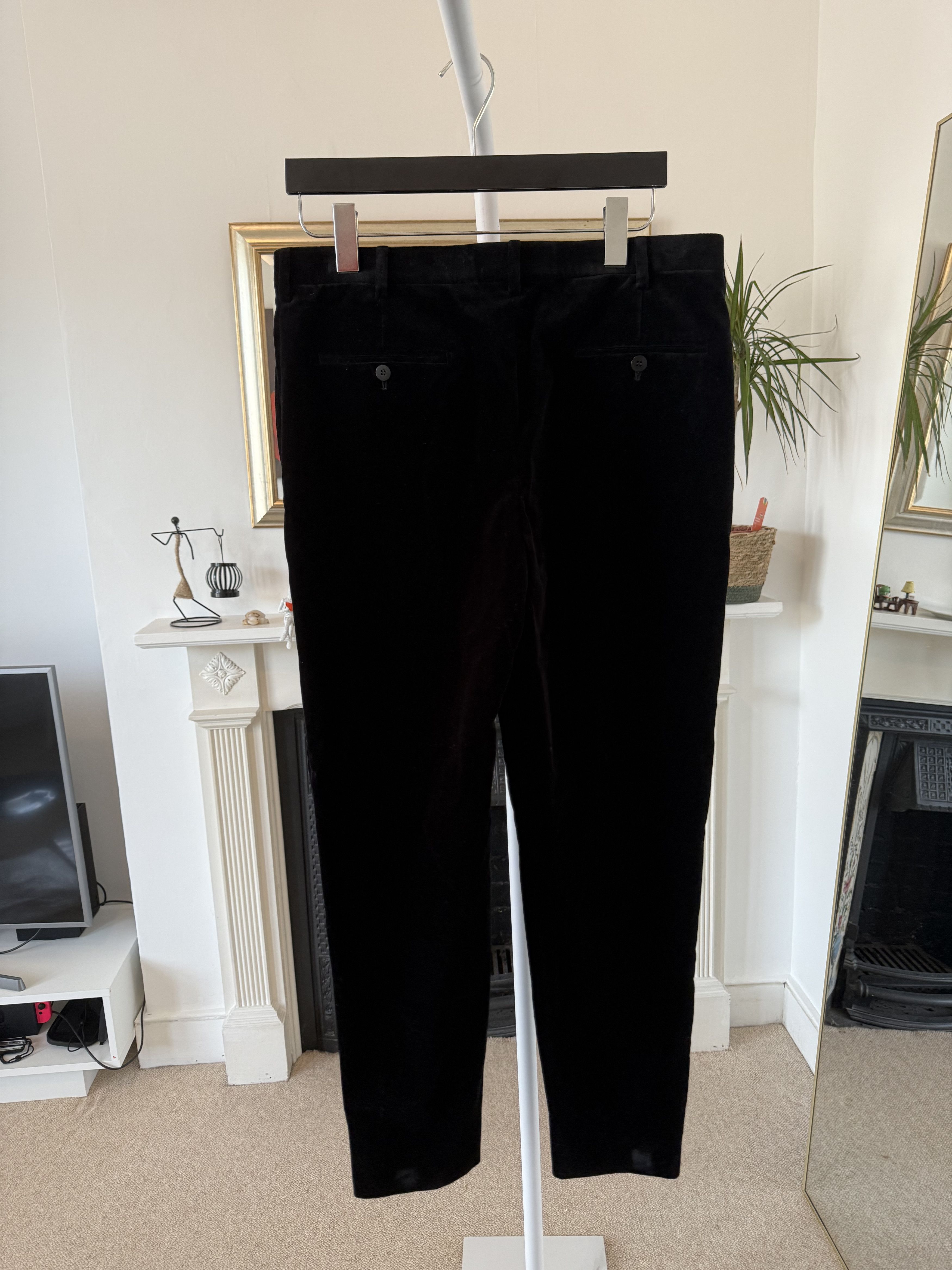 Saint Laurent Paris FW22 Saint Laurent Carrot-Fit Pants in Silk Velvet Size US 30 / EU 46 - 4 Thumbnail
