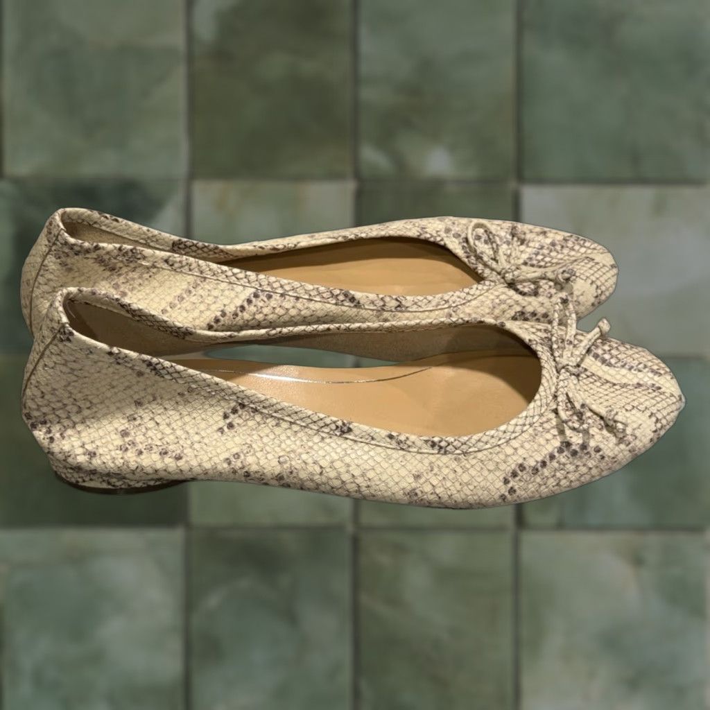Vionic Vionic Flats Women Size 11 Ivory Leather Snake Embossed Ballet Shoes New Without Box Size US 9 / IT 39 - 1 Thumbnail