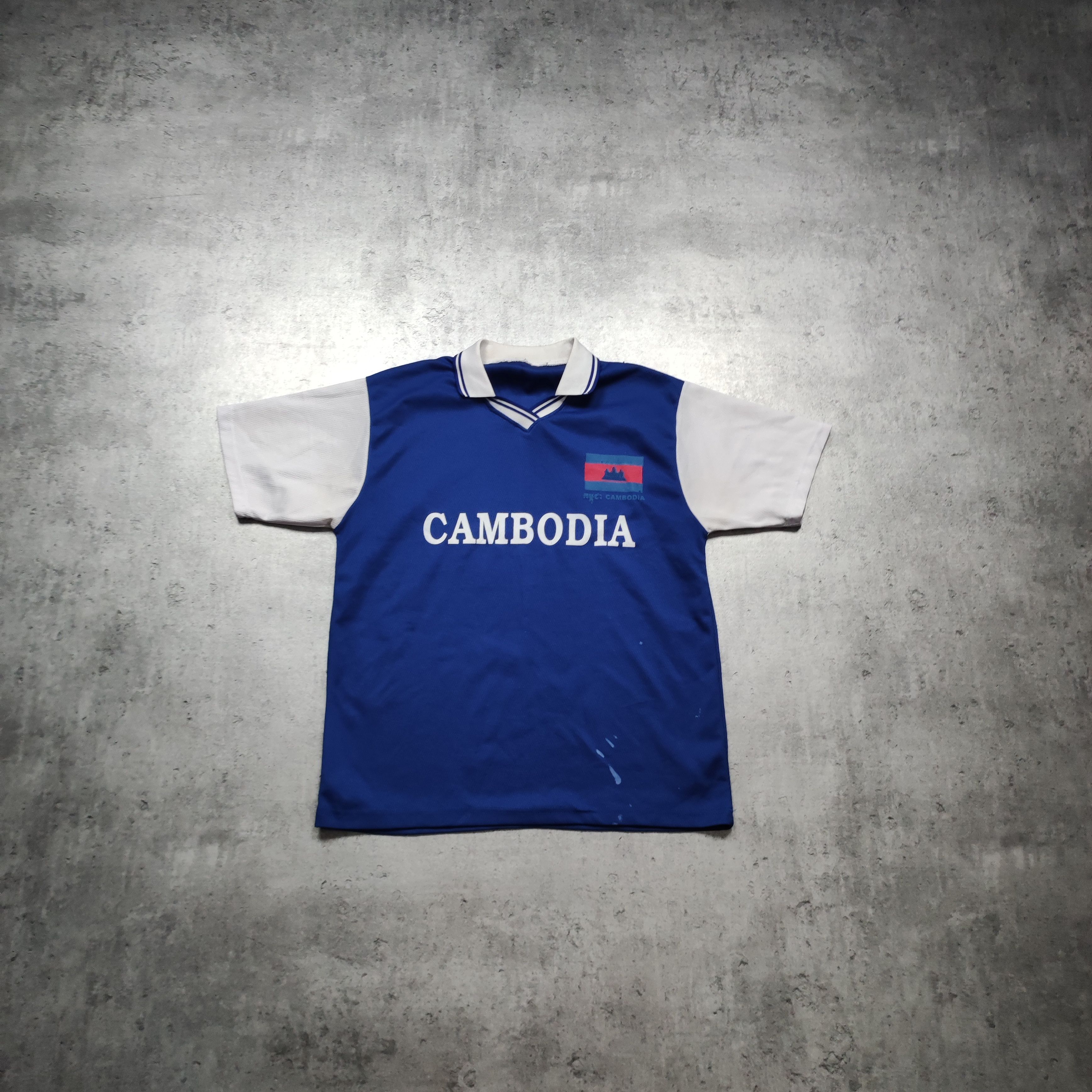 Vintage Vintage RARE 90s Football x Cambodian National Jersey Size US S / EU 44-46 / 1 - 1 Thumbnail