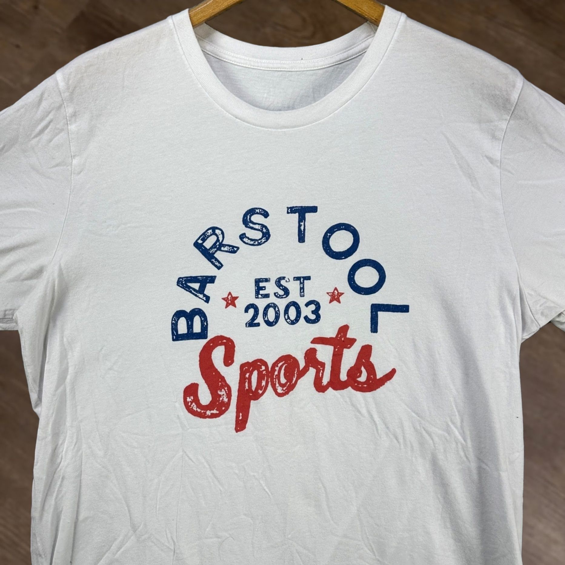 Vintage Barstool Sports White T-Shirt Short Sleeve Tee Men Medium Graphic Print Crewneck Size US M / EU 48-50 / 2 - 1 Thumbnail